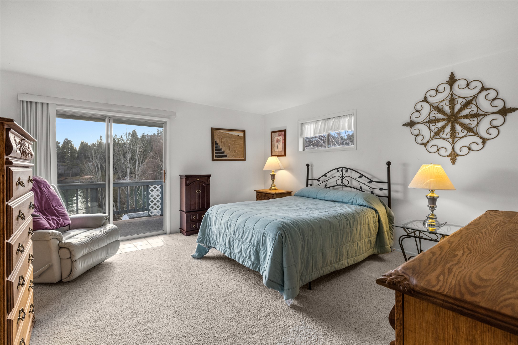 205 Lakeshore Drive