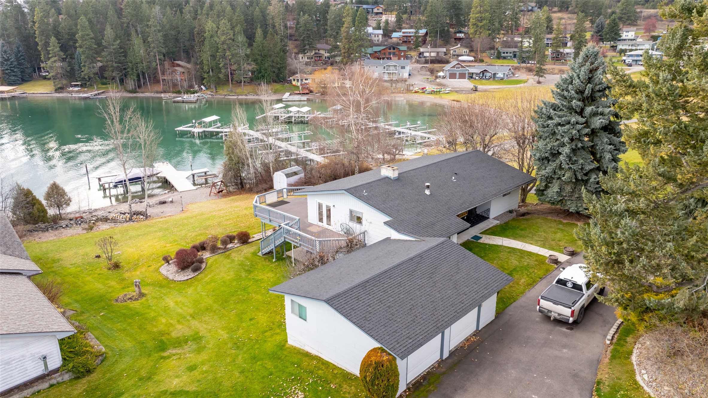 205 Lakeshore Drive