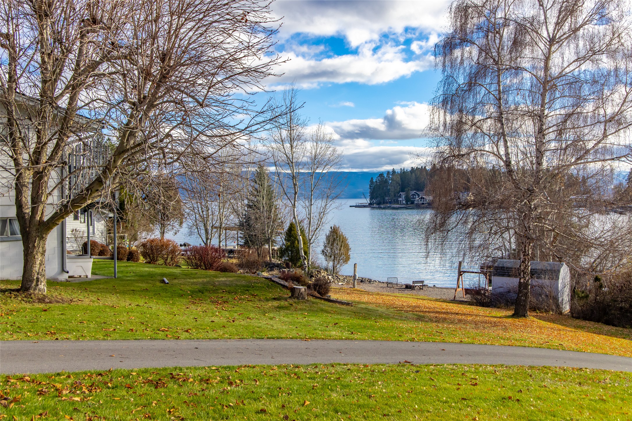 205 Lakeshore Drive