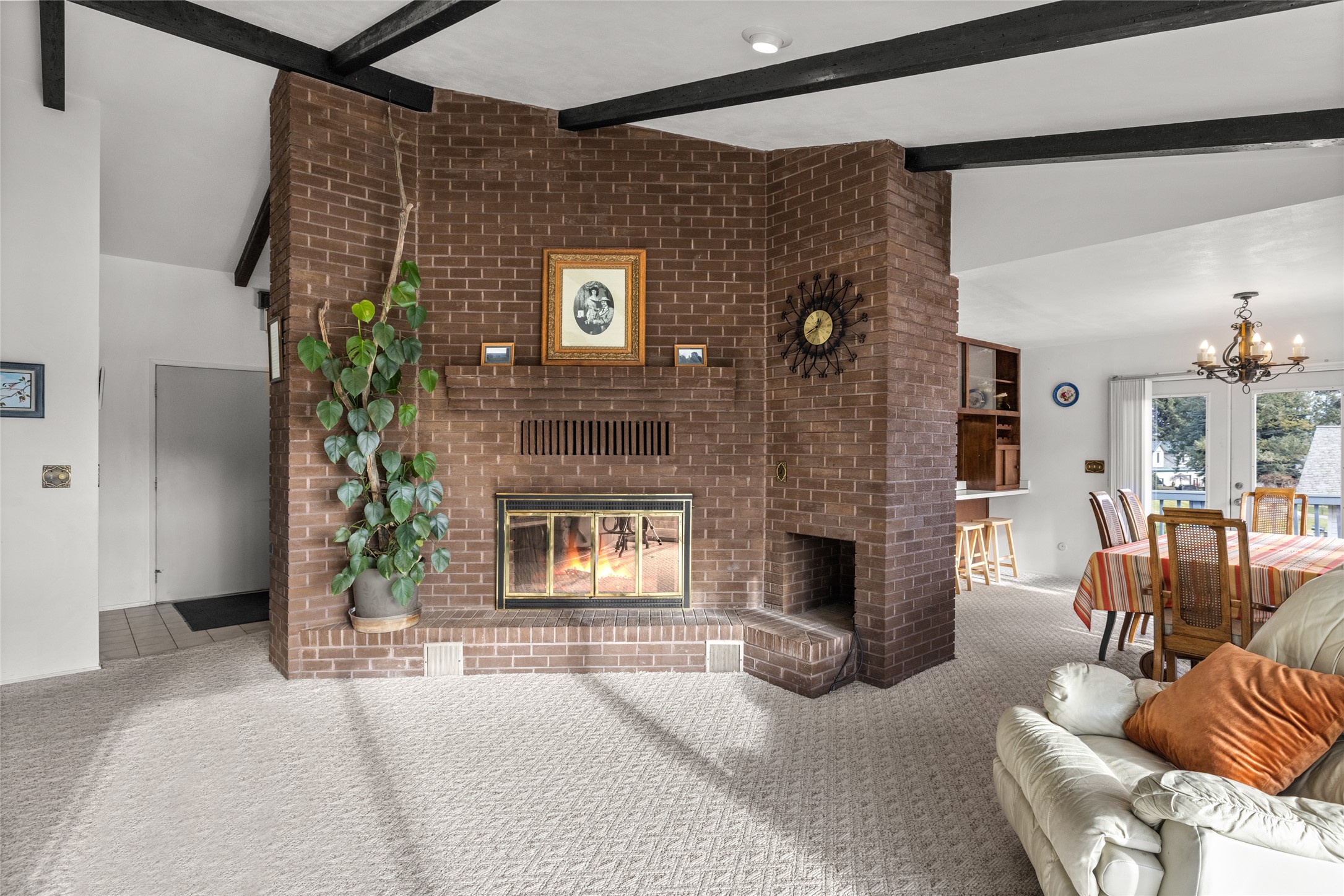 205 Lakeshore Drive