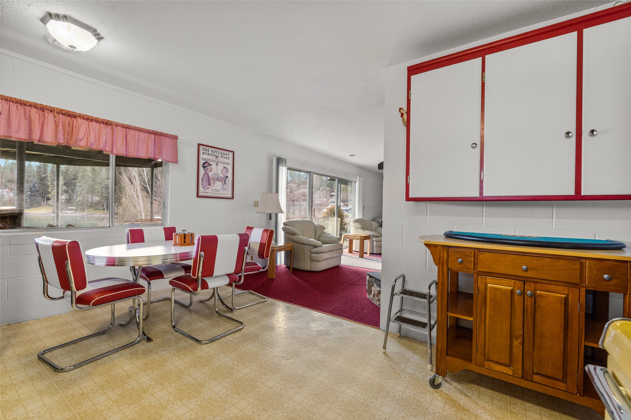 205 Lakeshore Drive