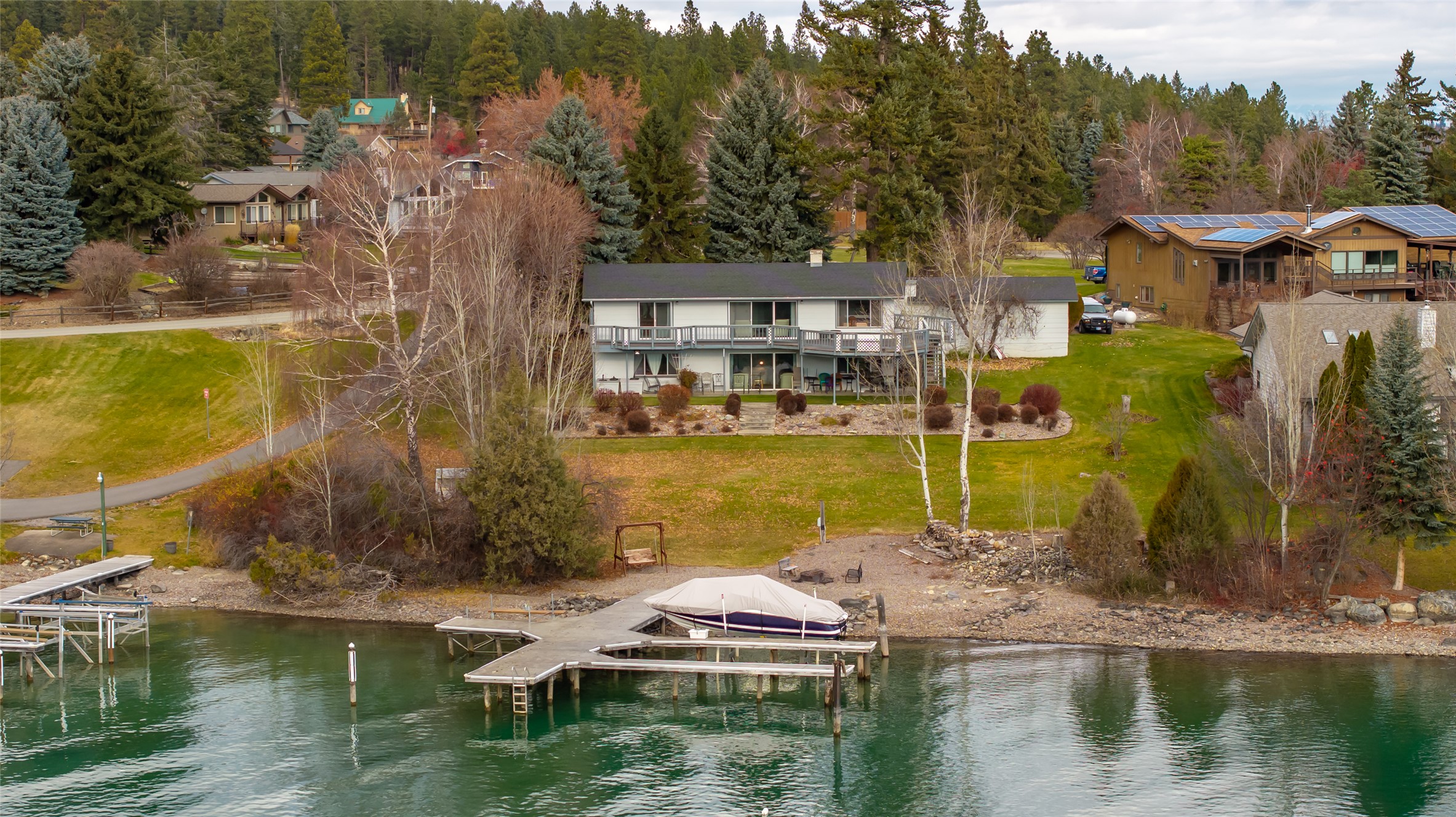 205 Lakeshore Drive
