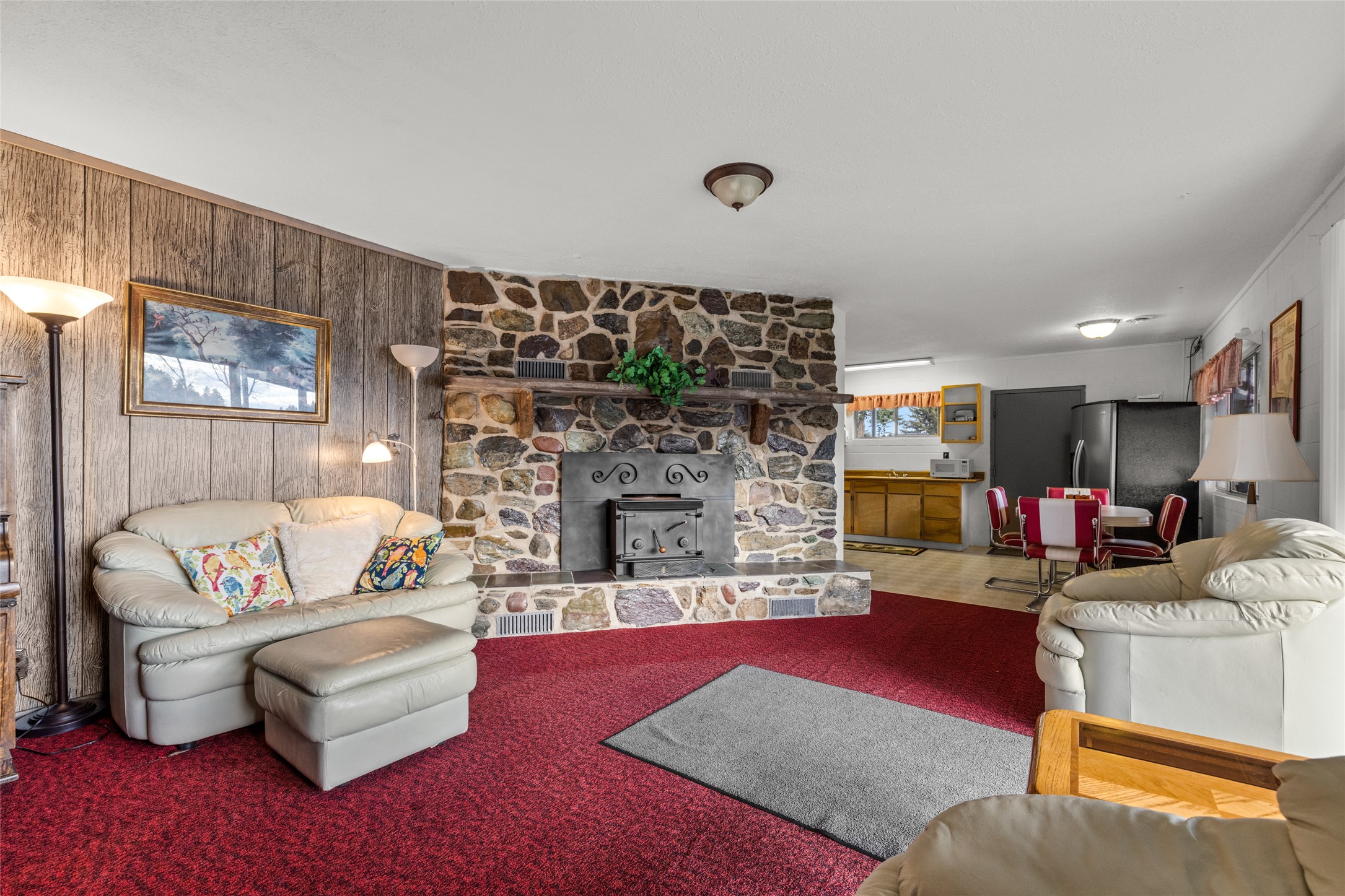 205 Lakeshore Drive