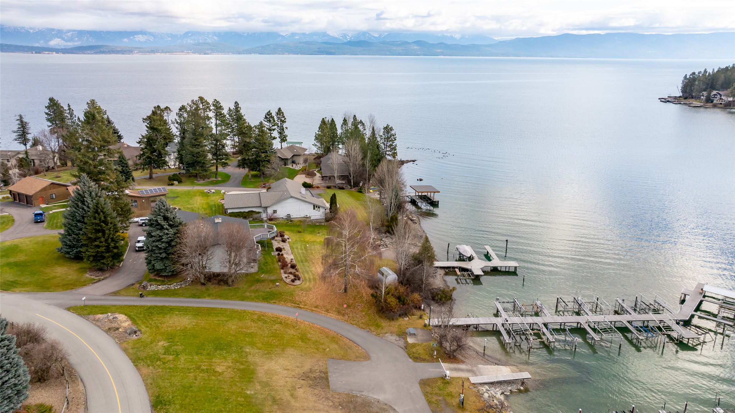 205 Lakeshore Drive