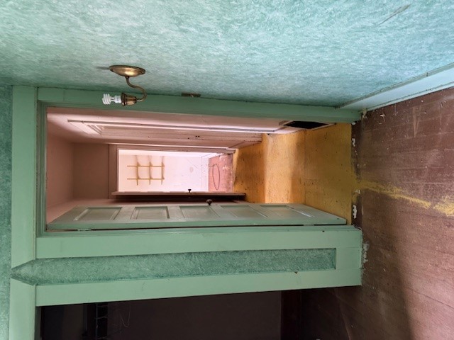 910 Main Avenue