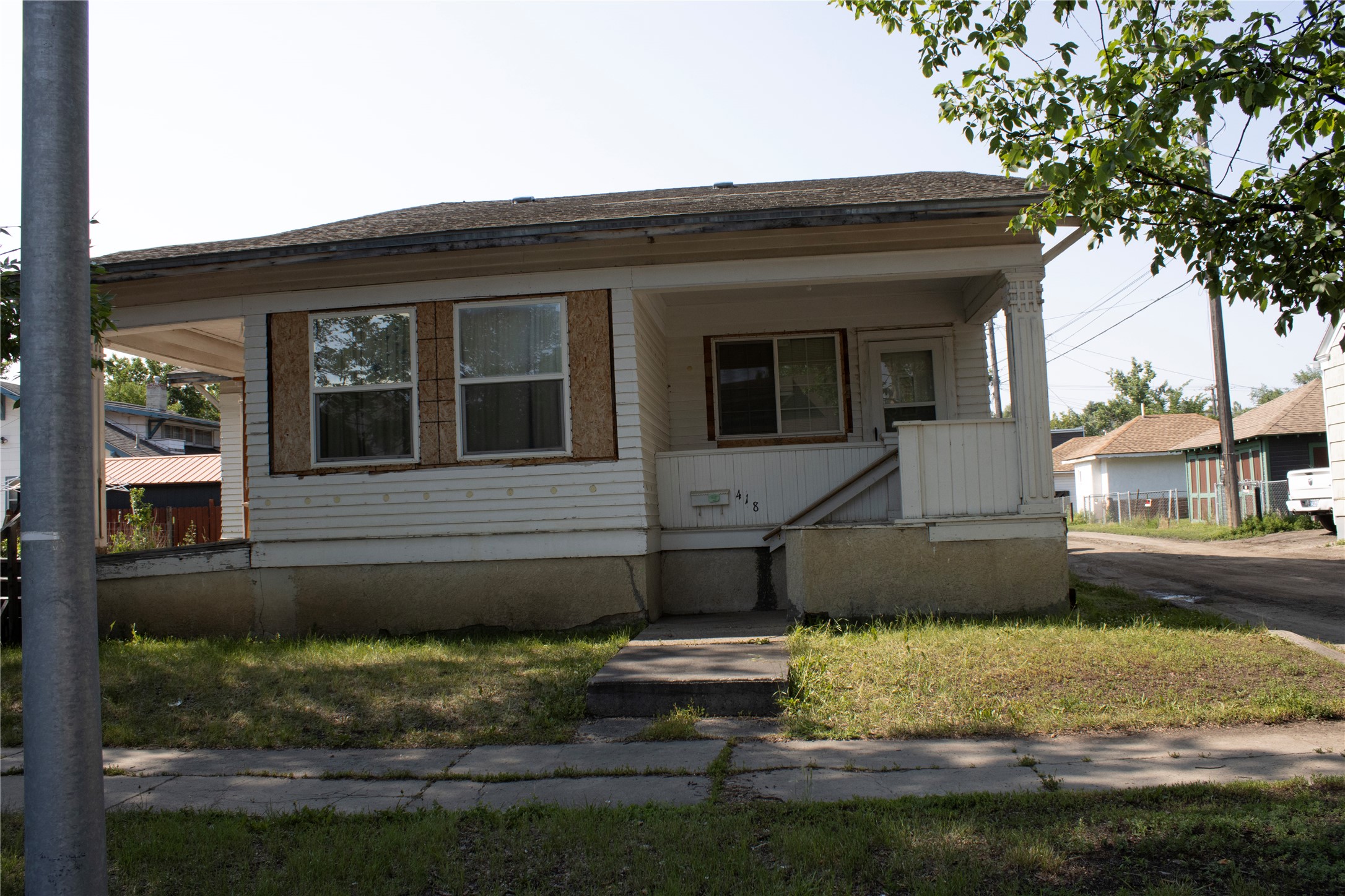 418 8th Street