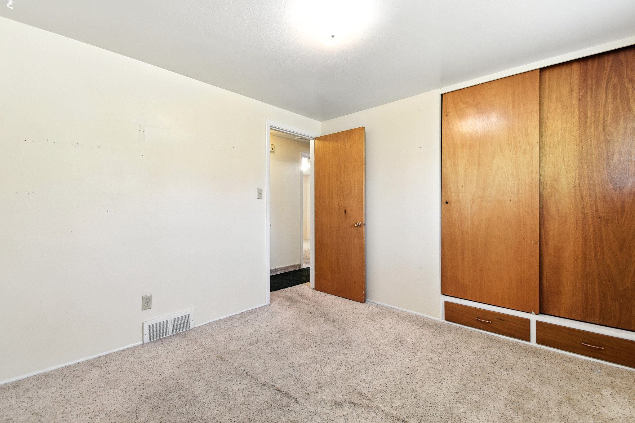 631 Sacajawea Drive