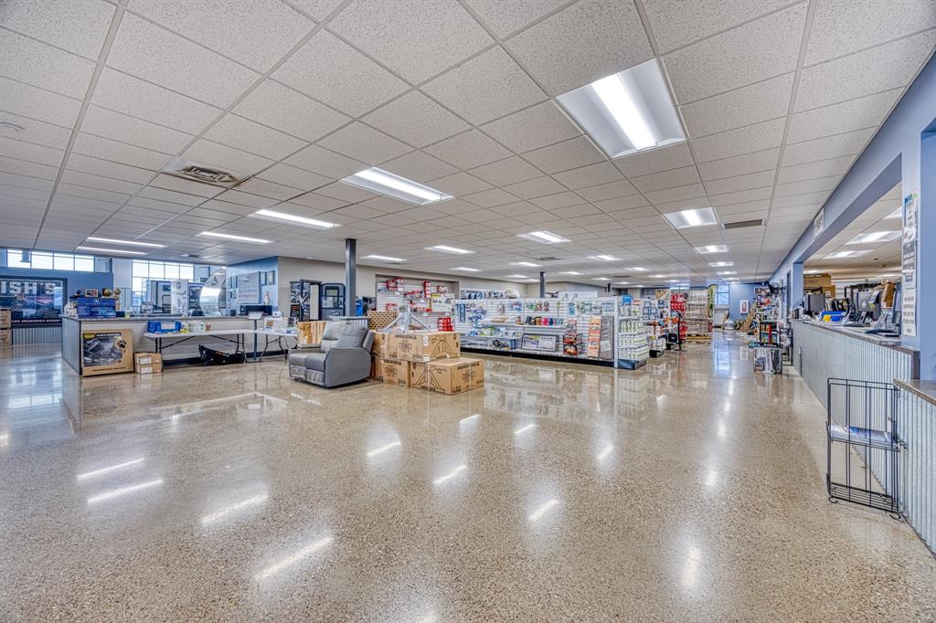 3928 Tri Hill Frontage Road