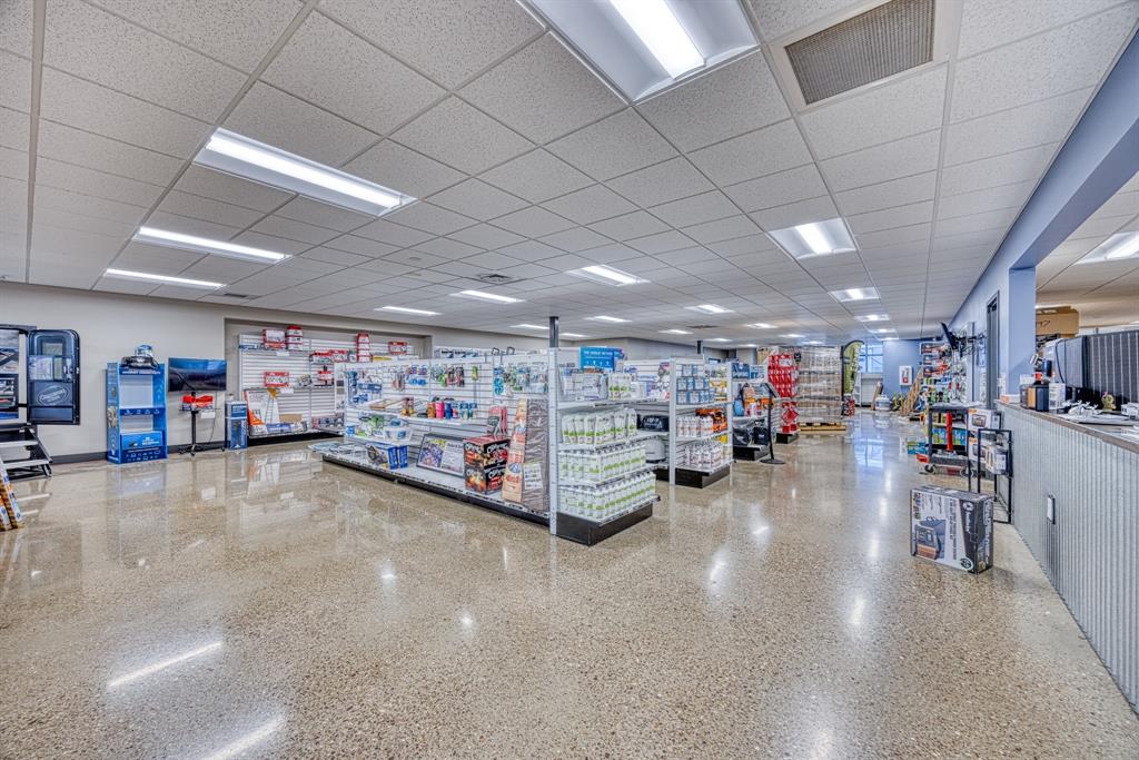 3928 Tri Hill Frontage Road