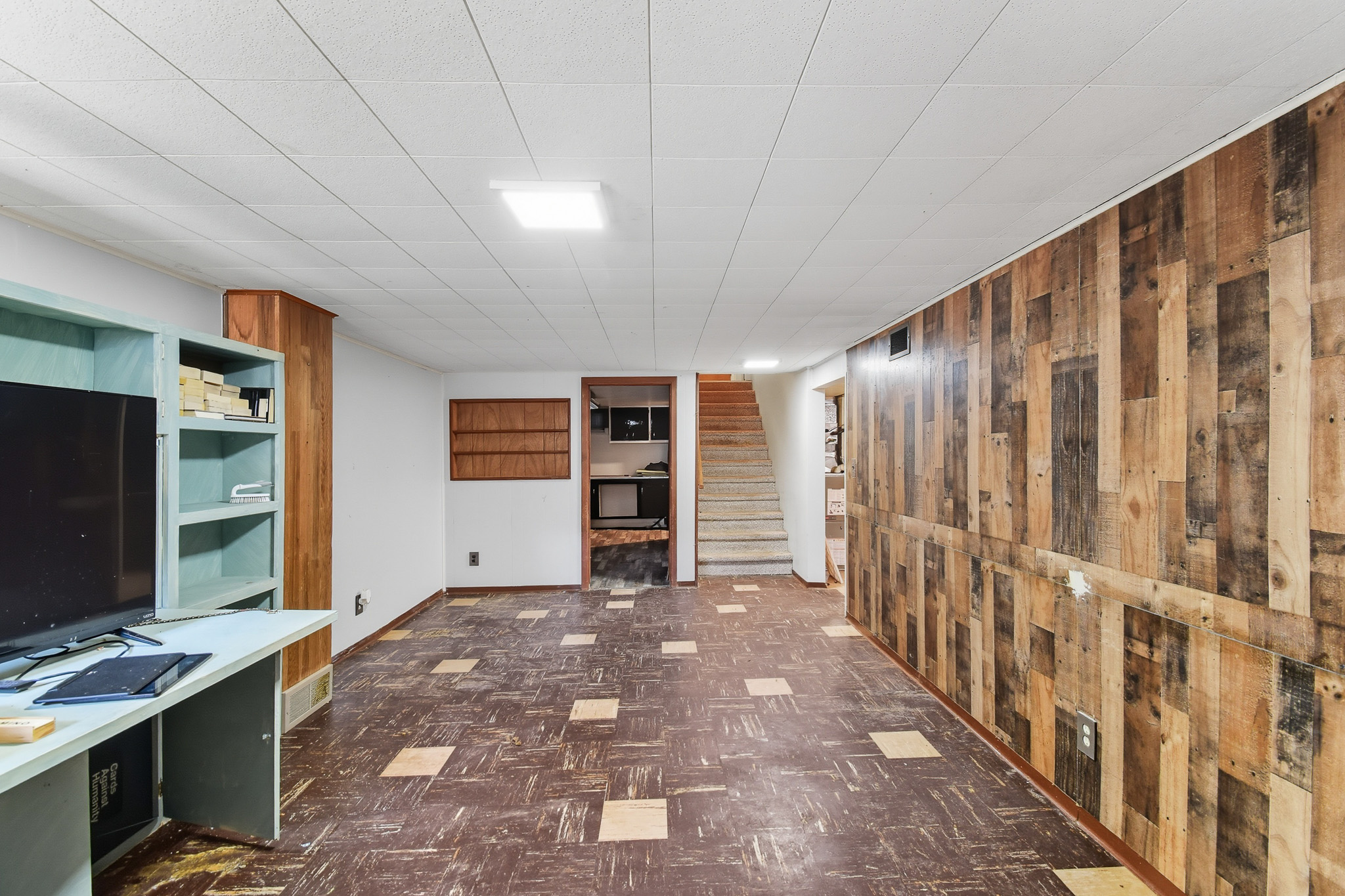 136 Riverview B