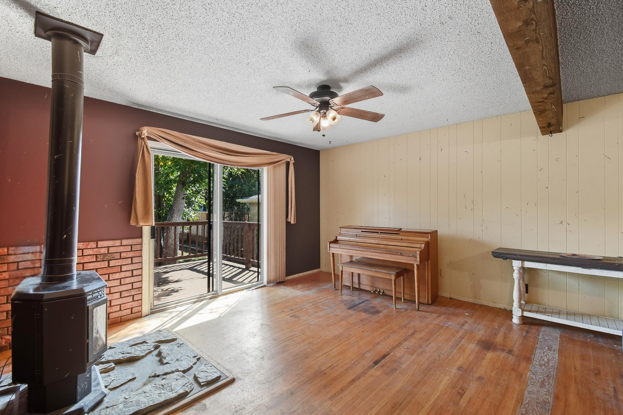 136 Riverview B