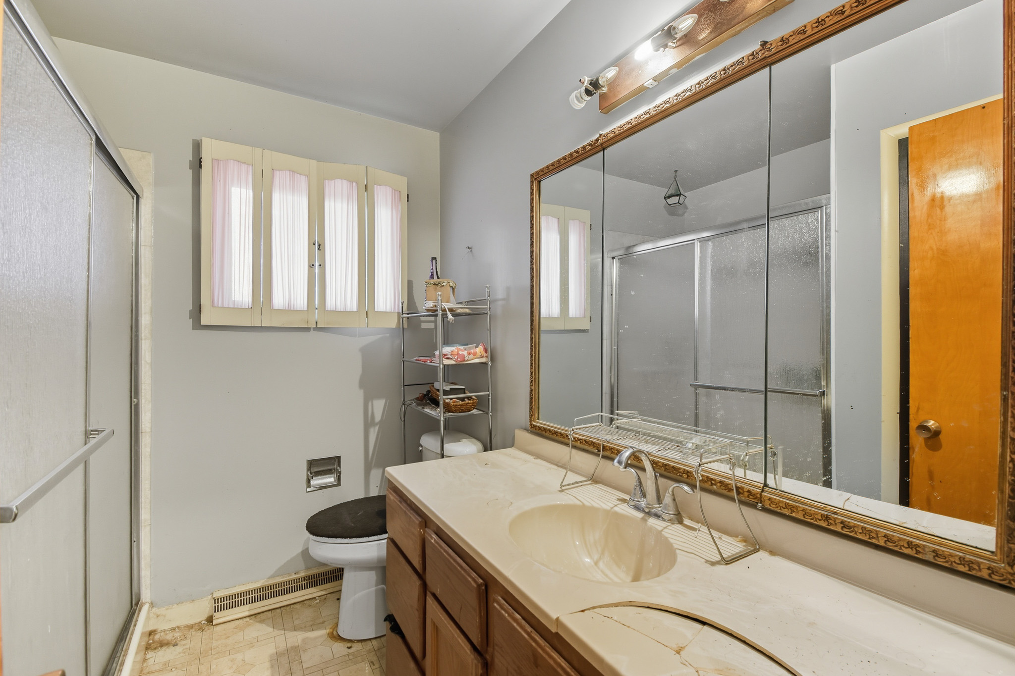 136 Riverview B