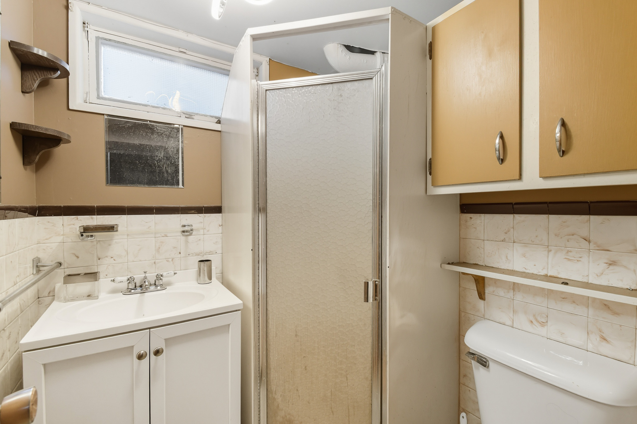 136 Riverview B