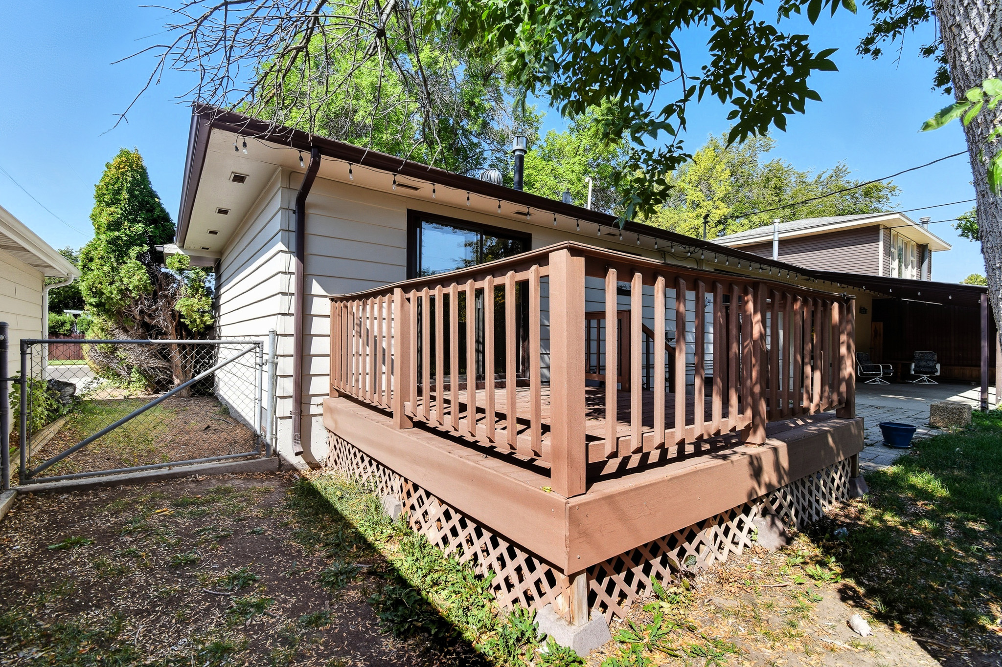 136 Riverview B