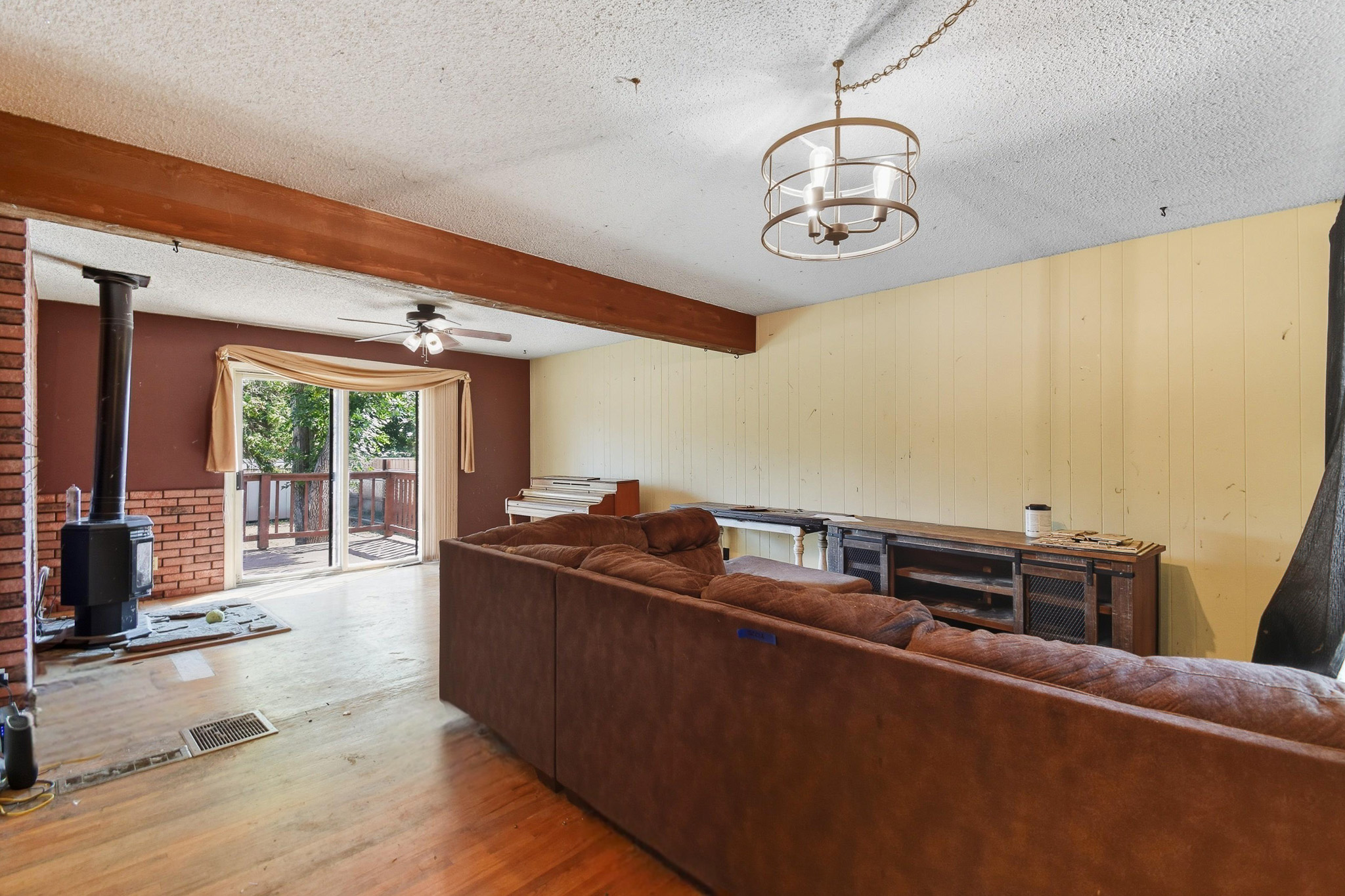 136 Riverview B