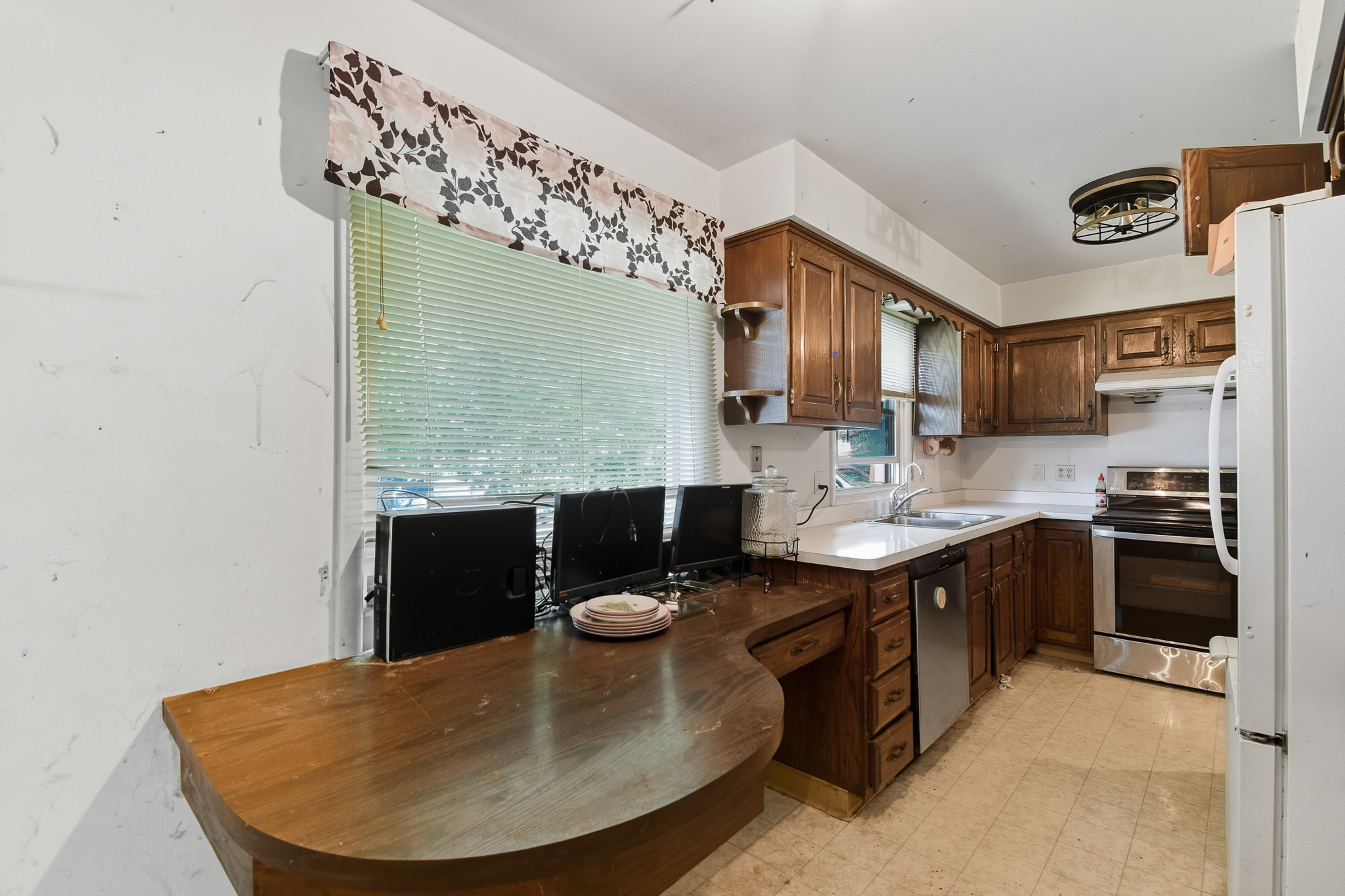 136 Riverview B