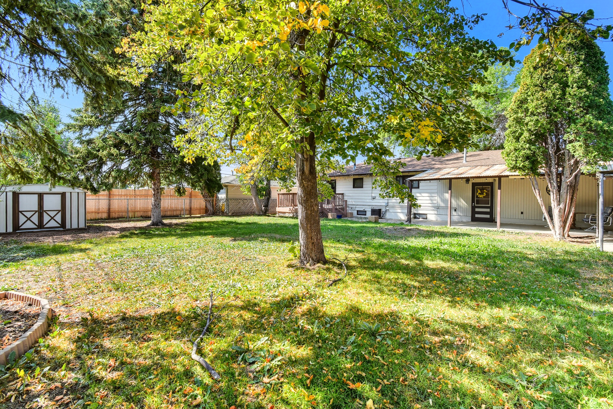136 Riverview B