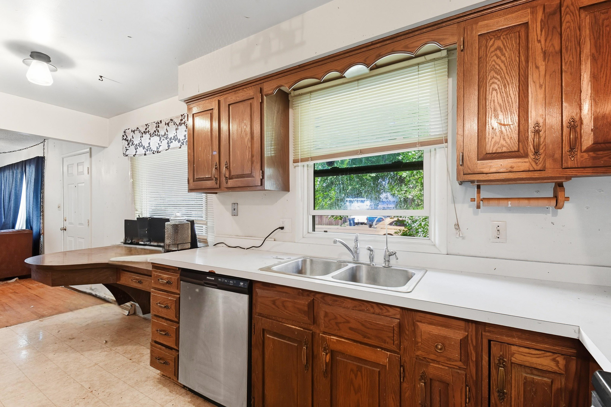 136 Riverview B