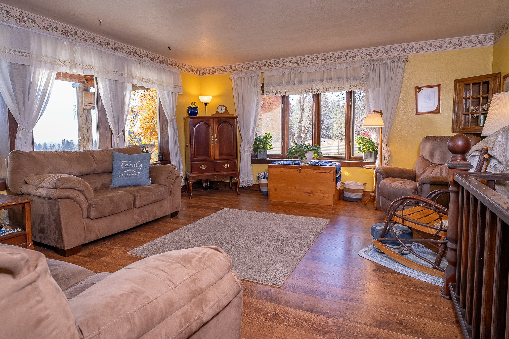 4 Courtier Road