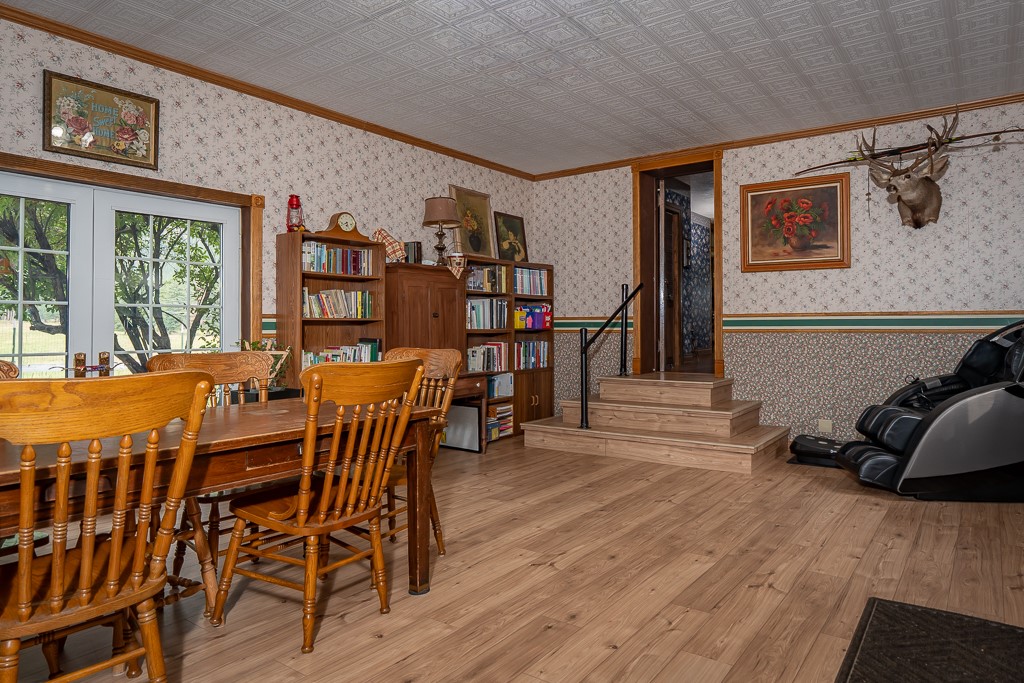 4 Courtier Road