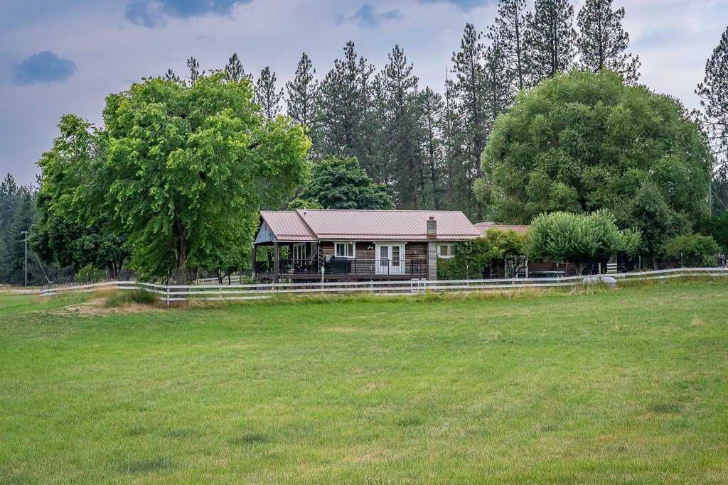 4 Courtier Road