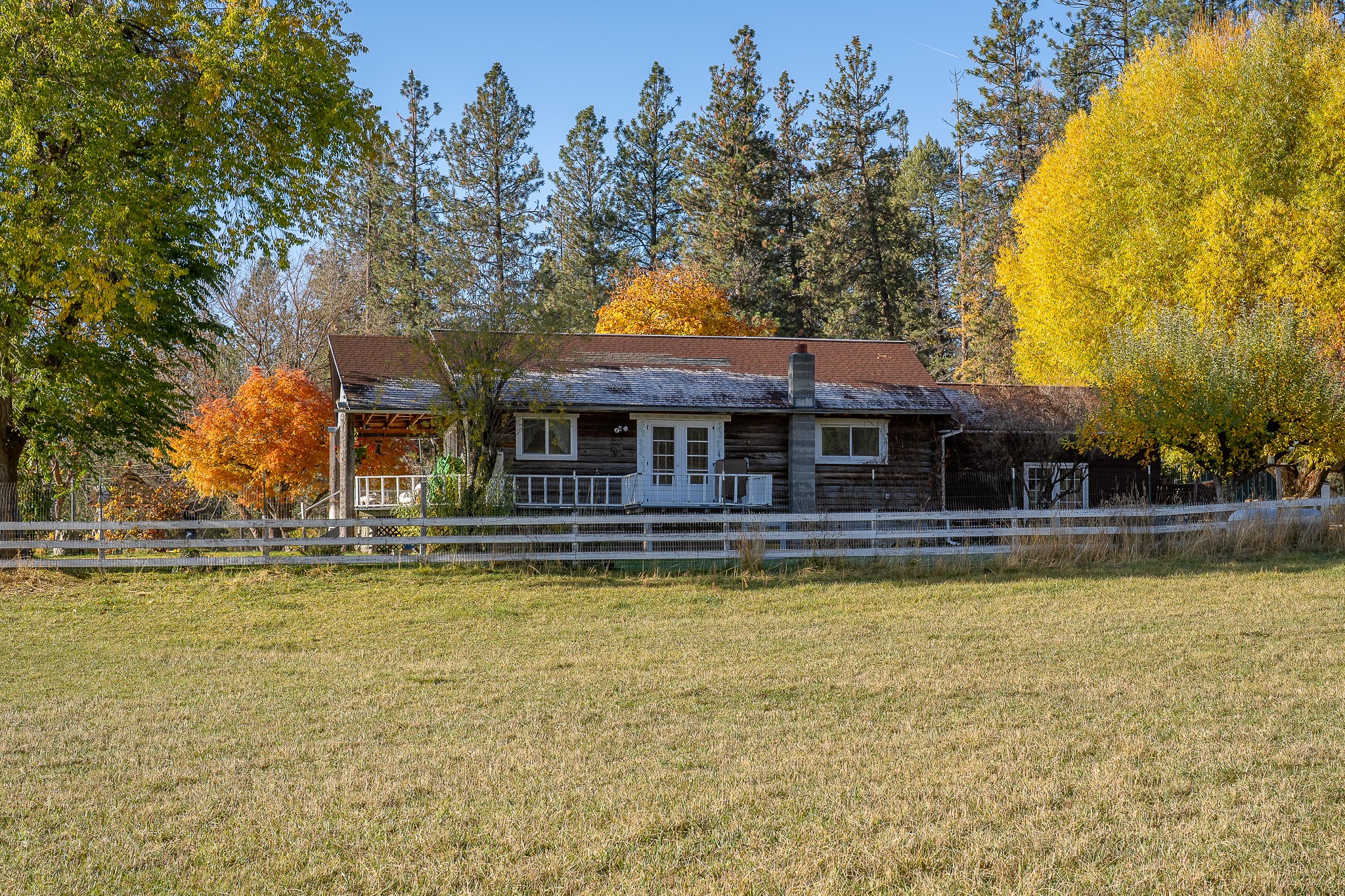 4 Courtier Road