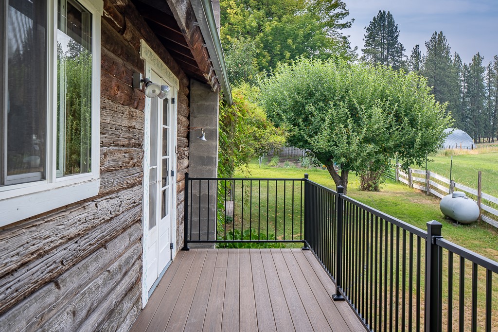4 Courtier Road