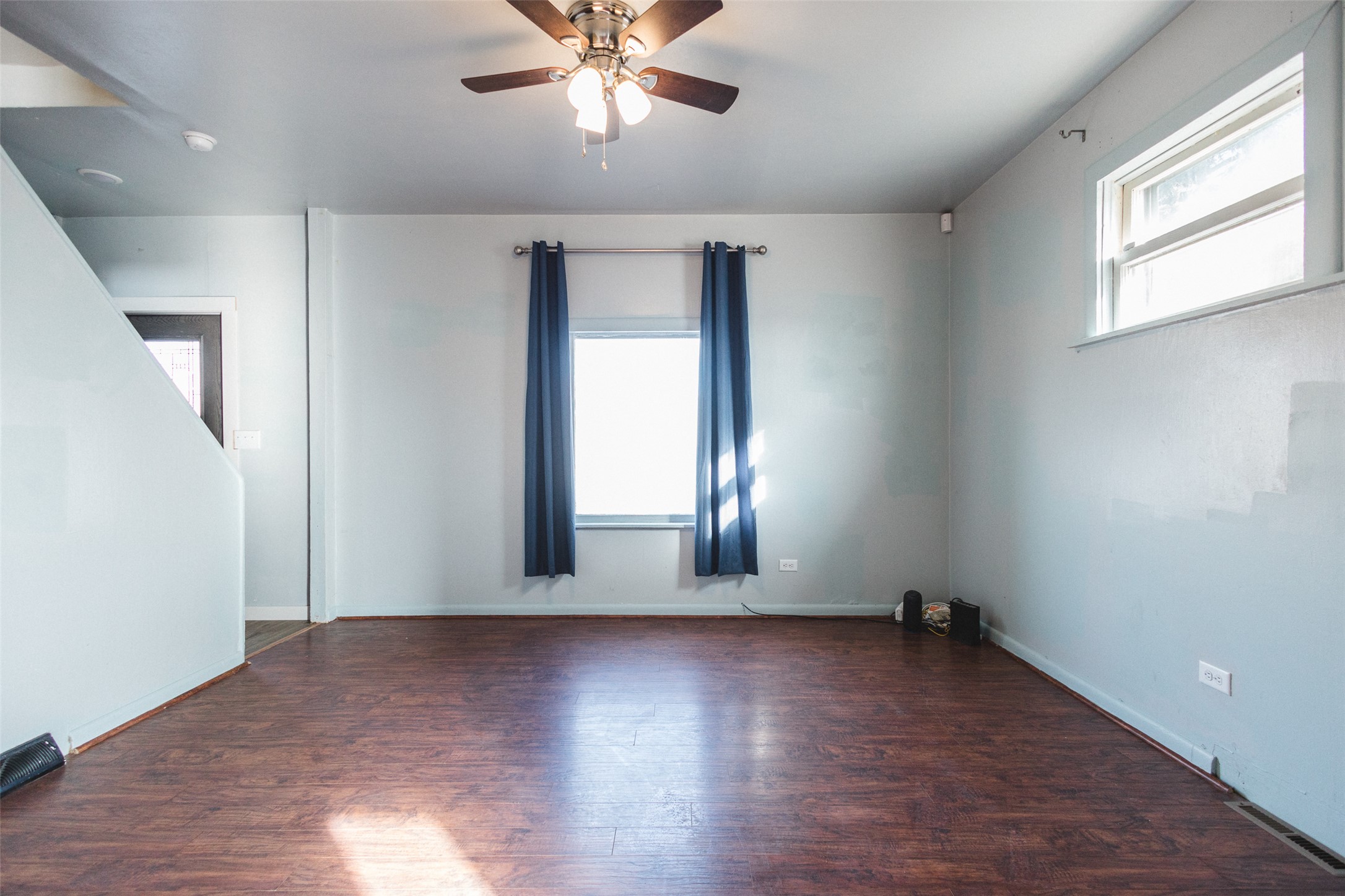 1215 N Excelsior Avenue