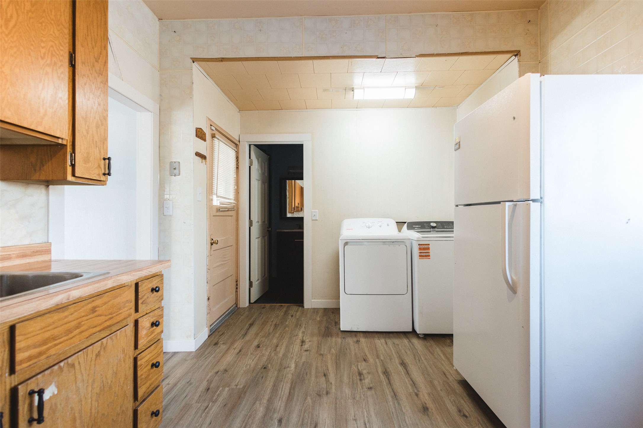 1215 N Excelsior Avenue