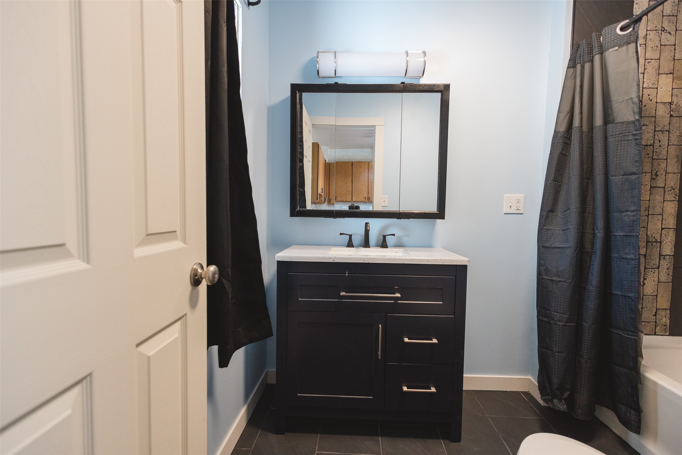 1215 N Excelsior Avenue