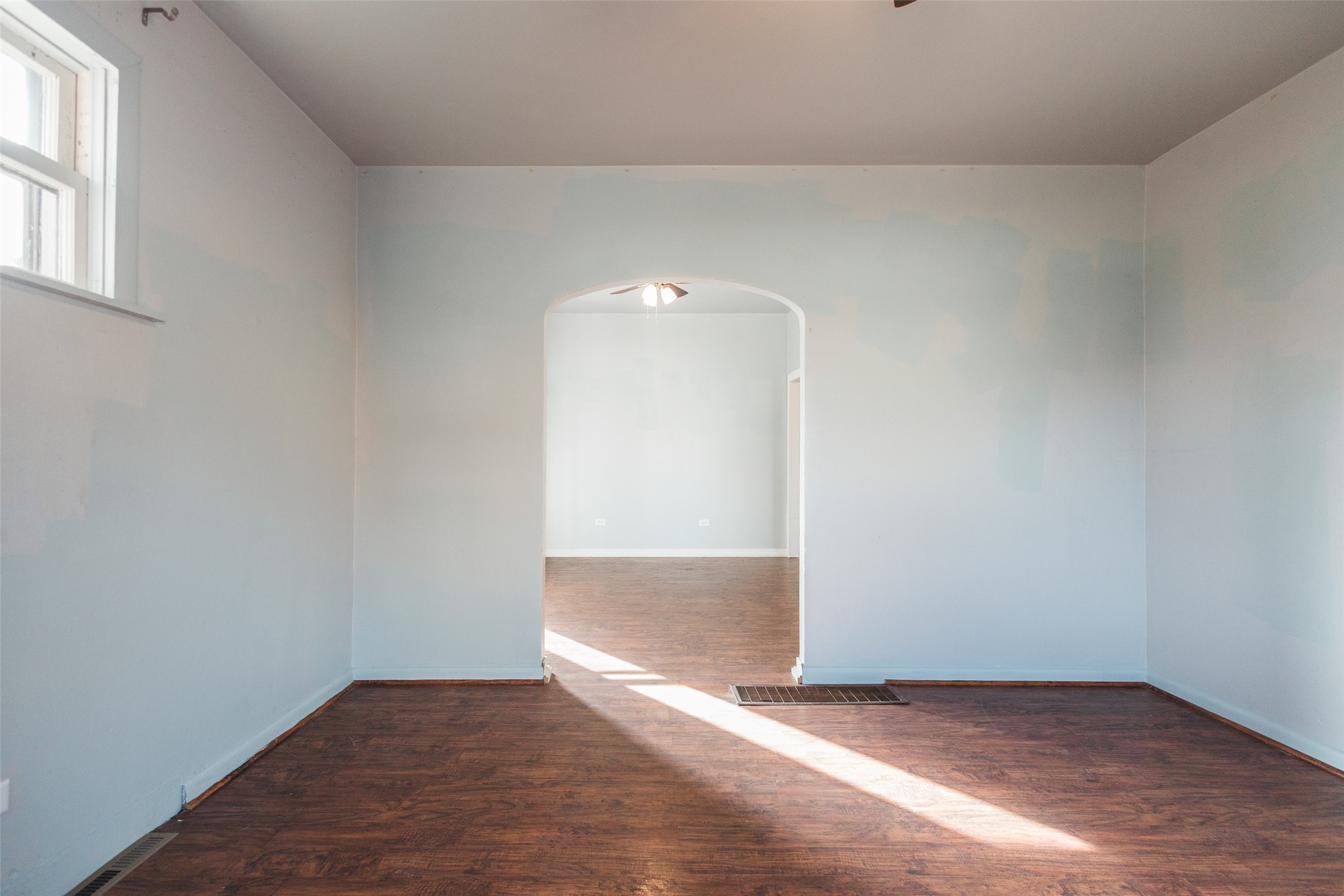 1215 N Excelsior Avenue