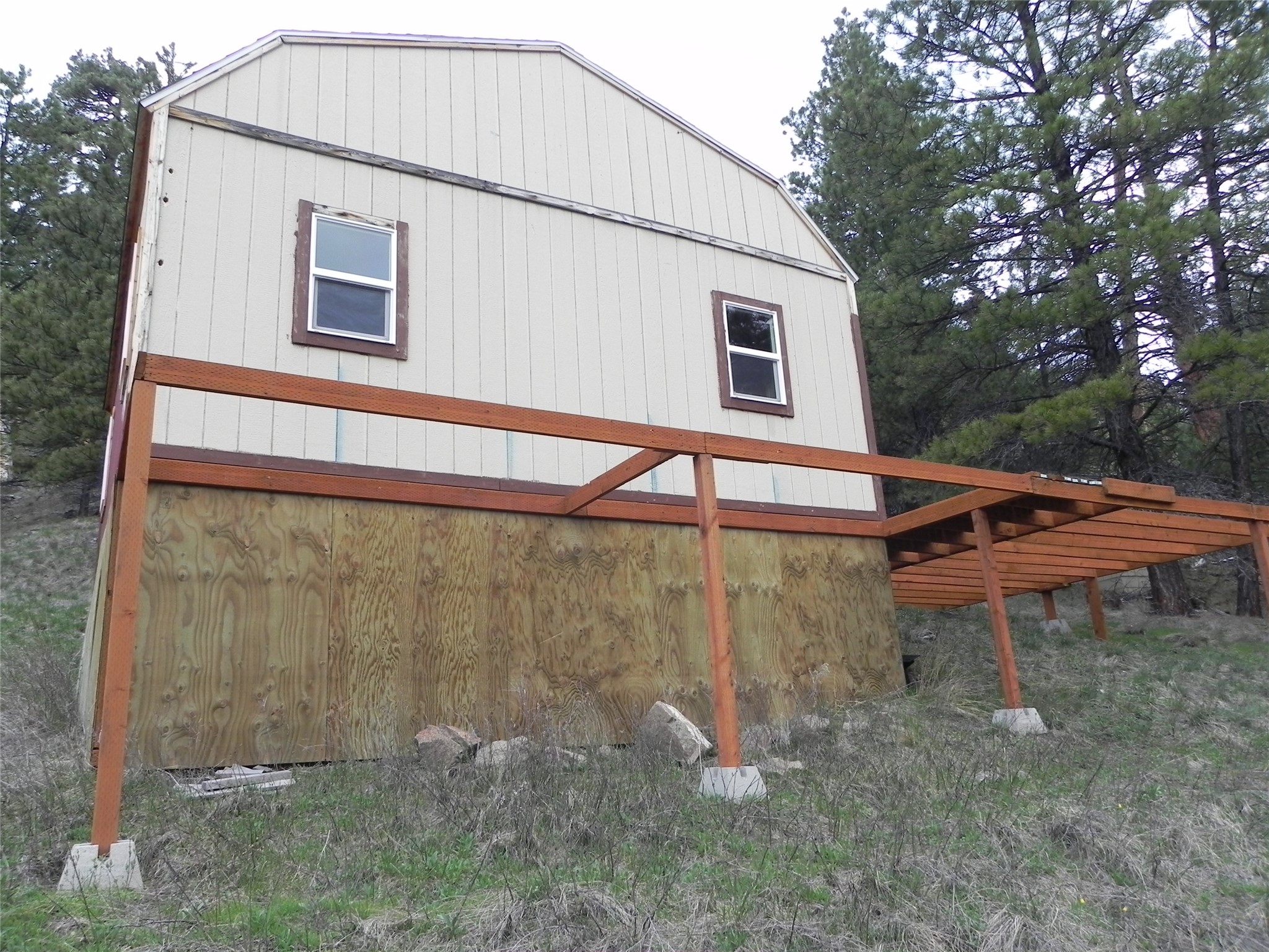 87 Hideaway Lane