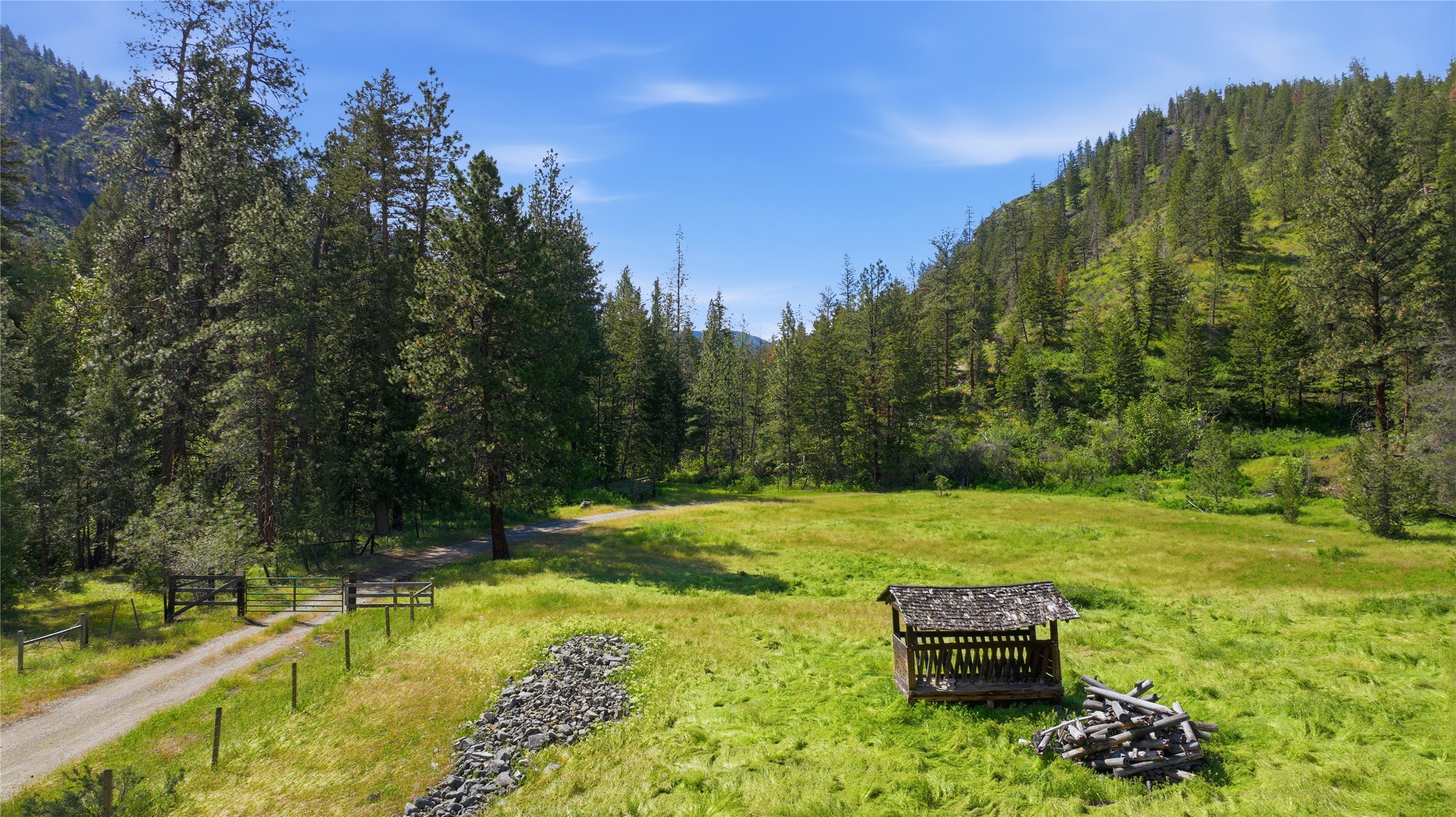 54 W Magpie Creek Road