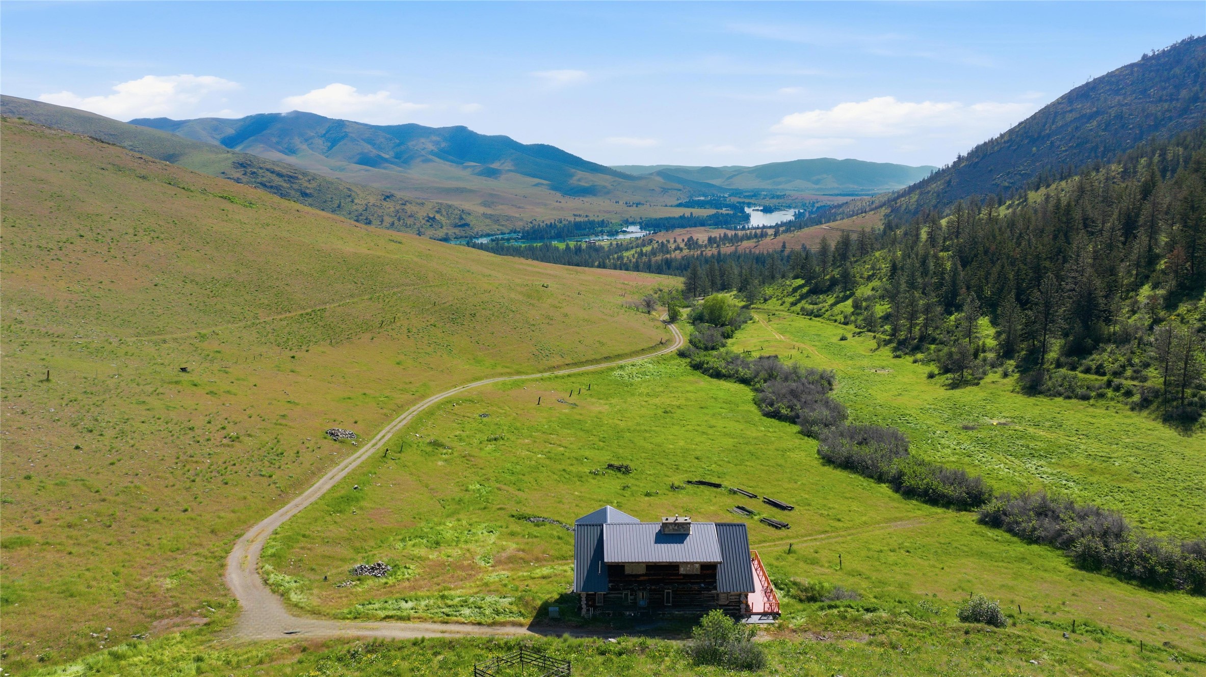 54 W Magpie Creek Road