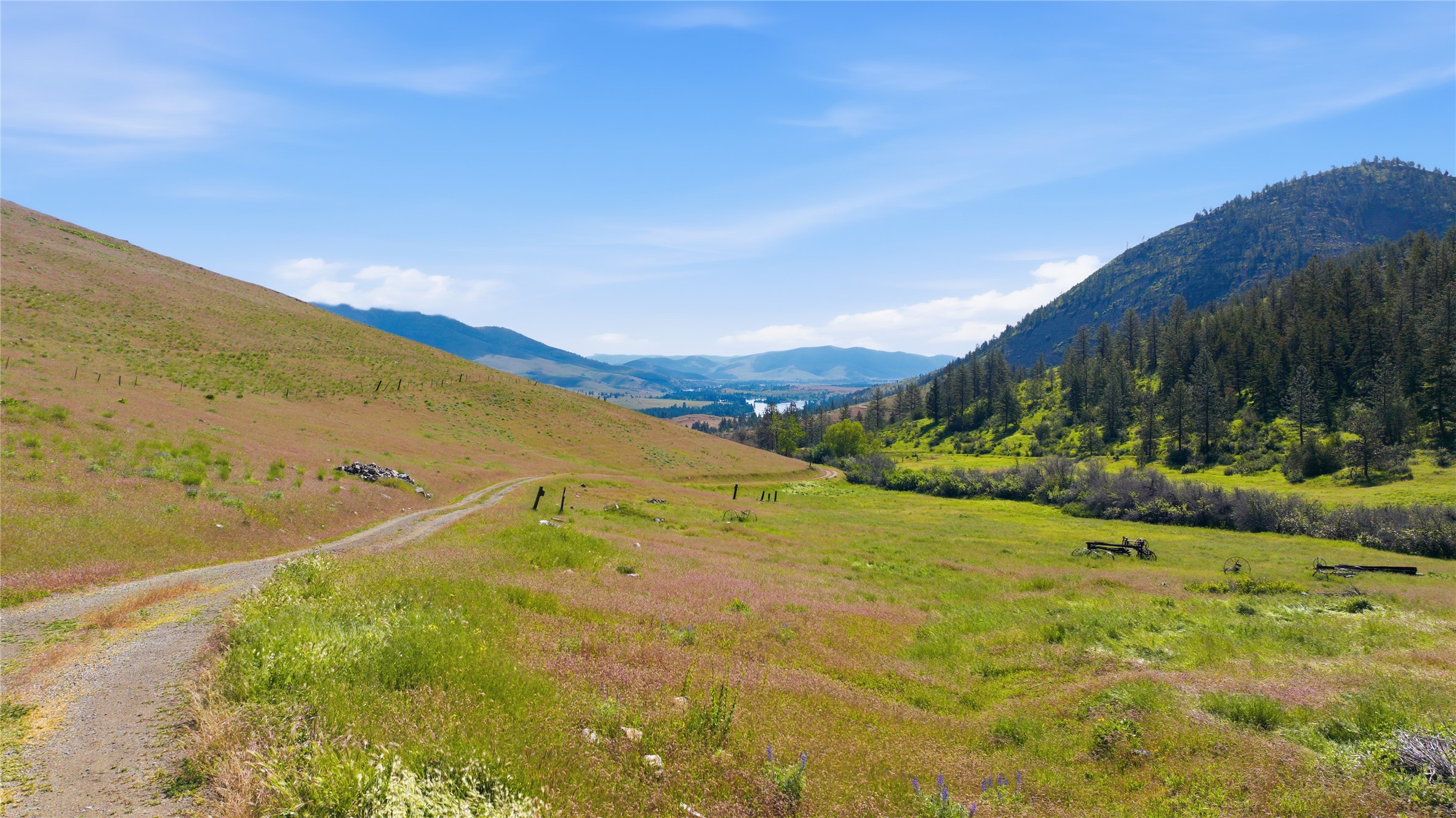 54 W Magpie Creek Road