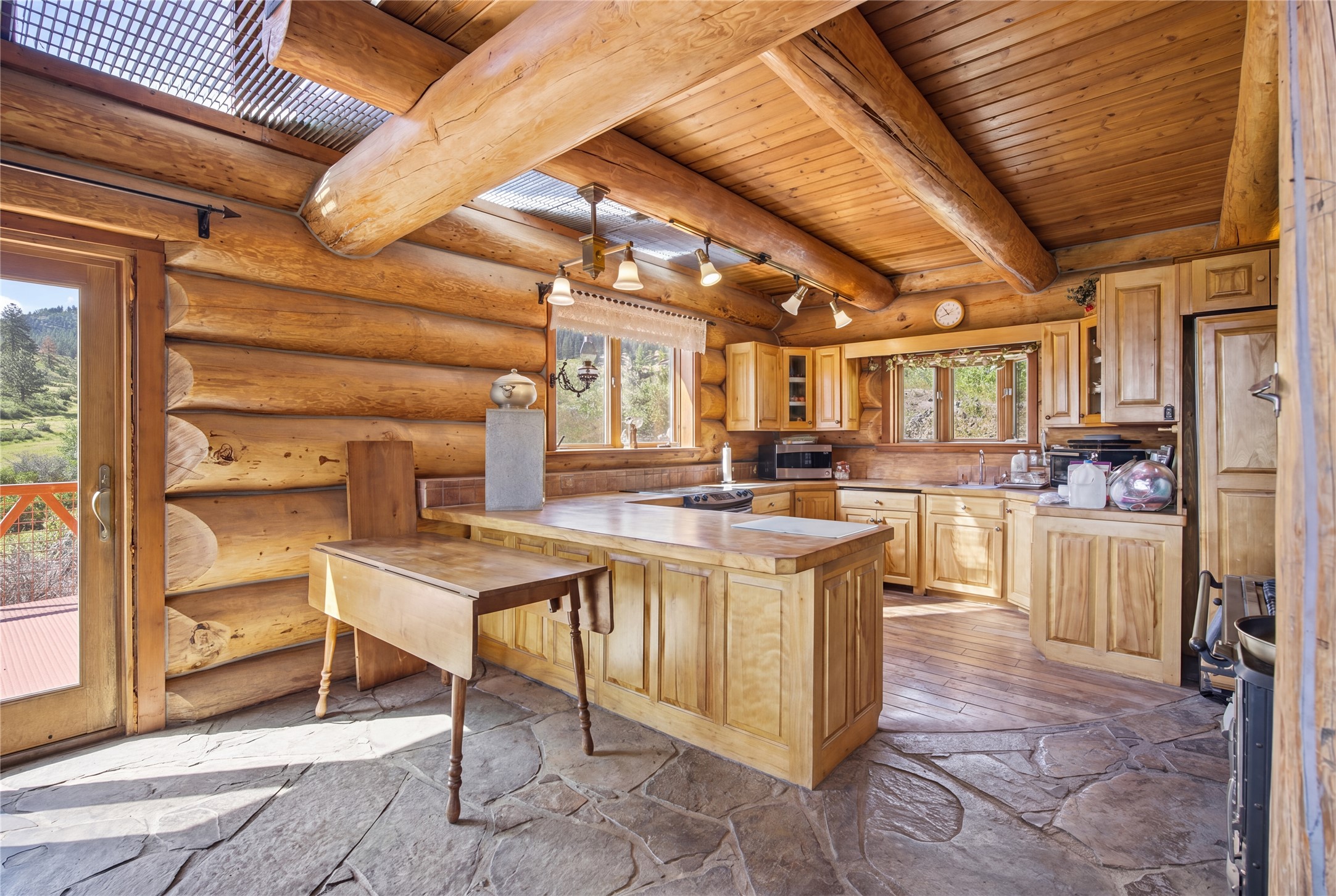 54 W Magpie Creek Road
