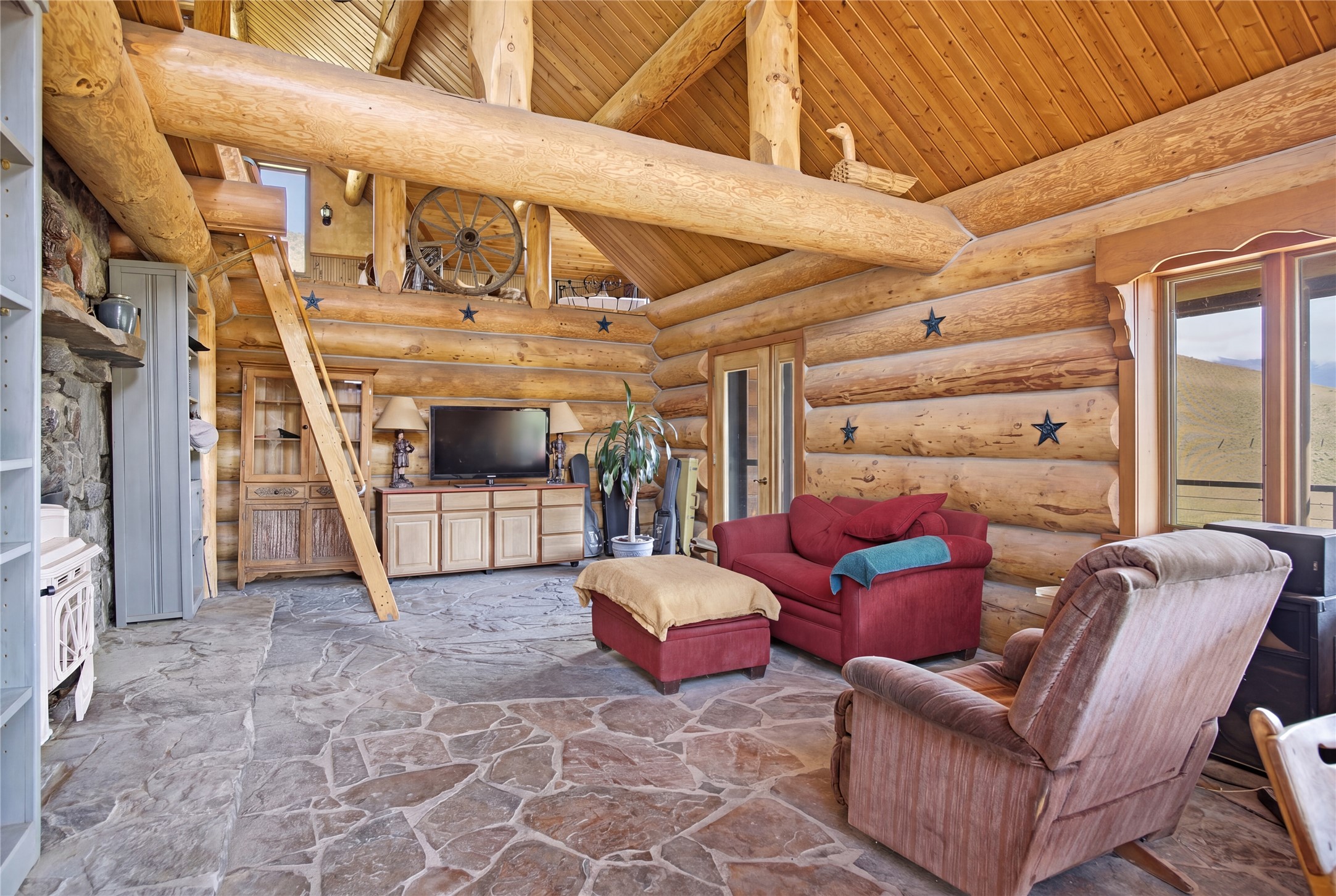 54 W Magpie Creek Road