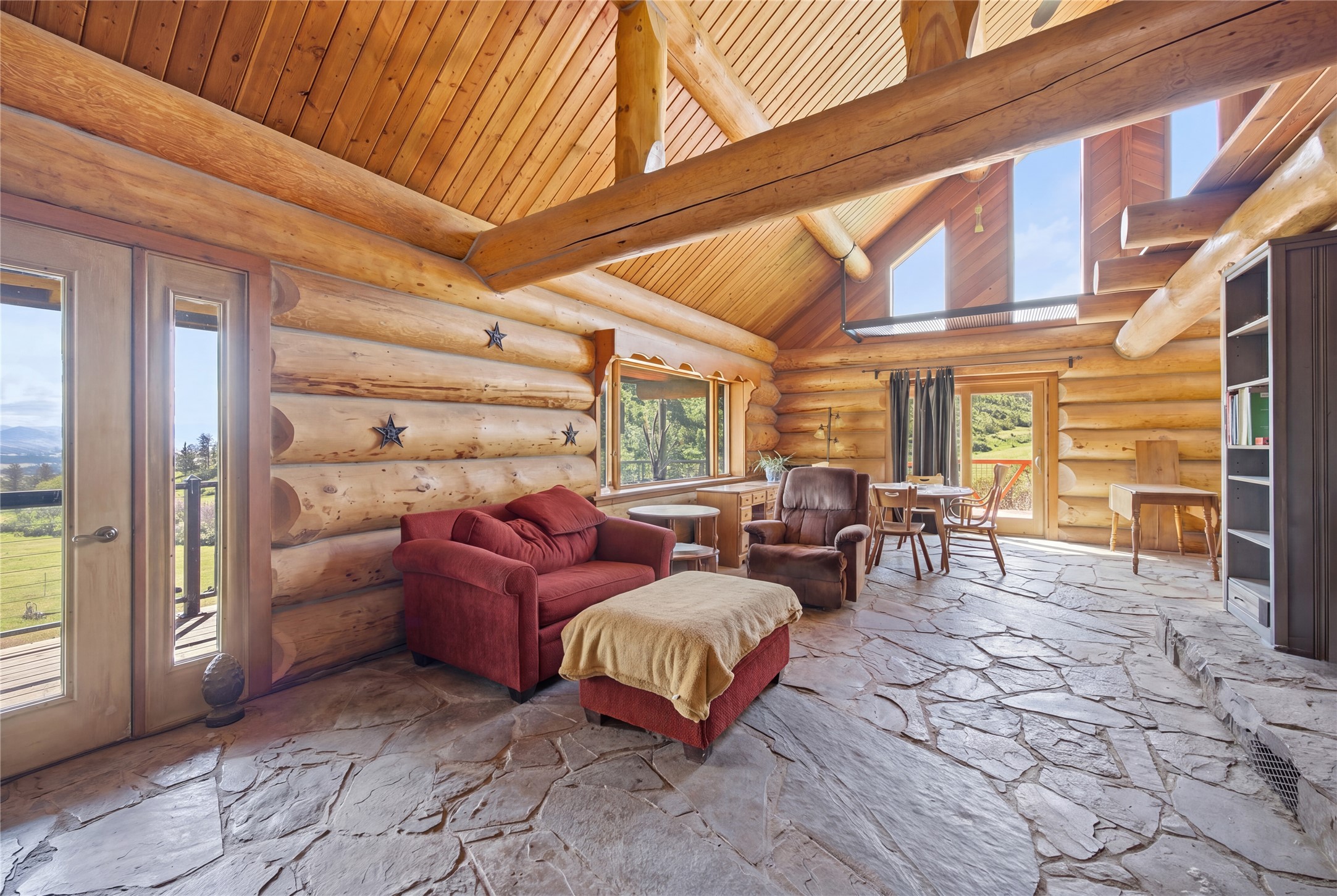 54 W Magpie Creek Road