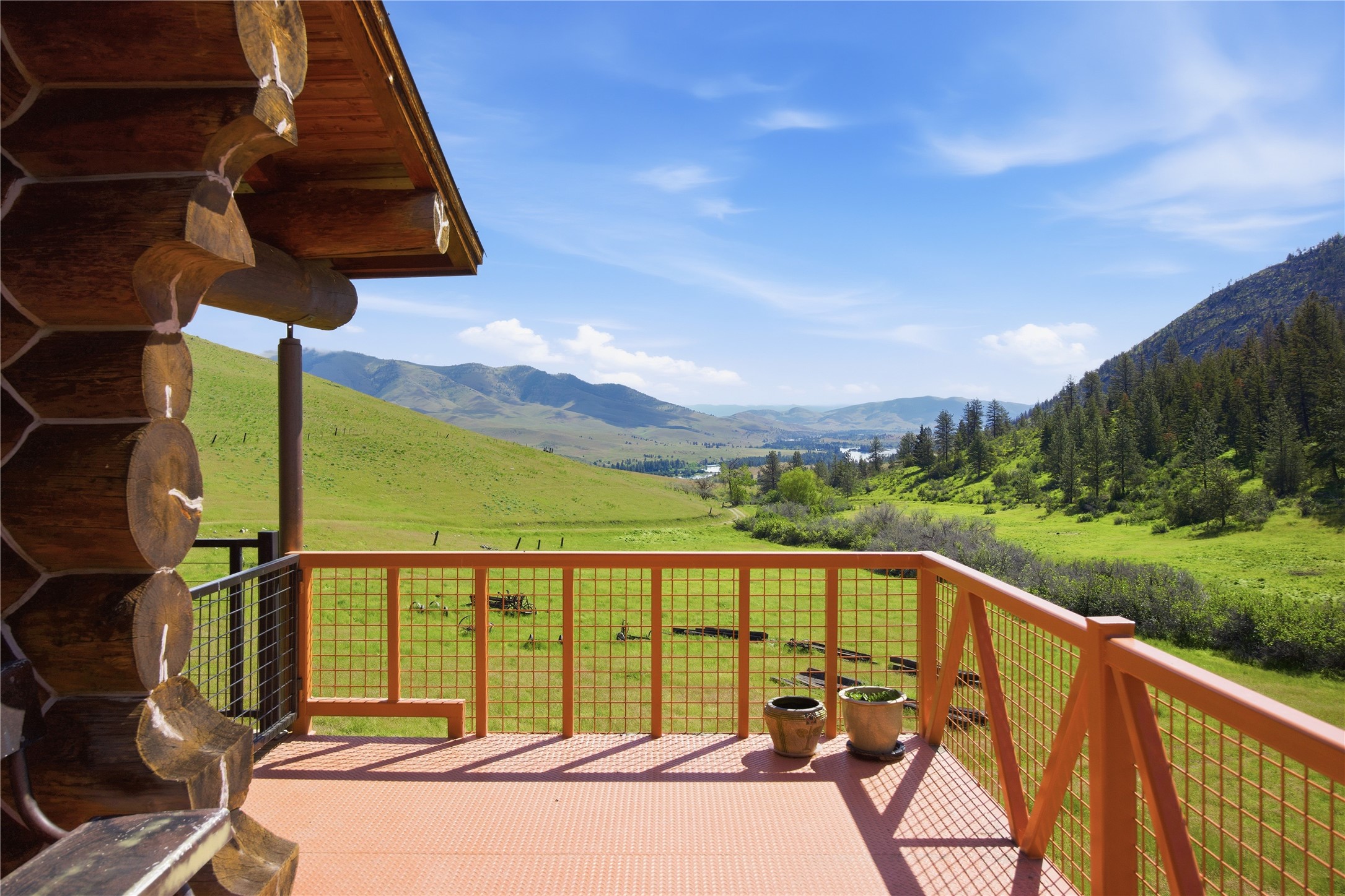 54 W Magpie Creek Road