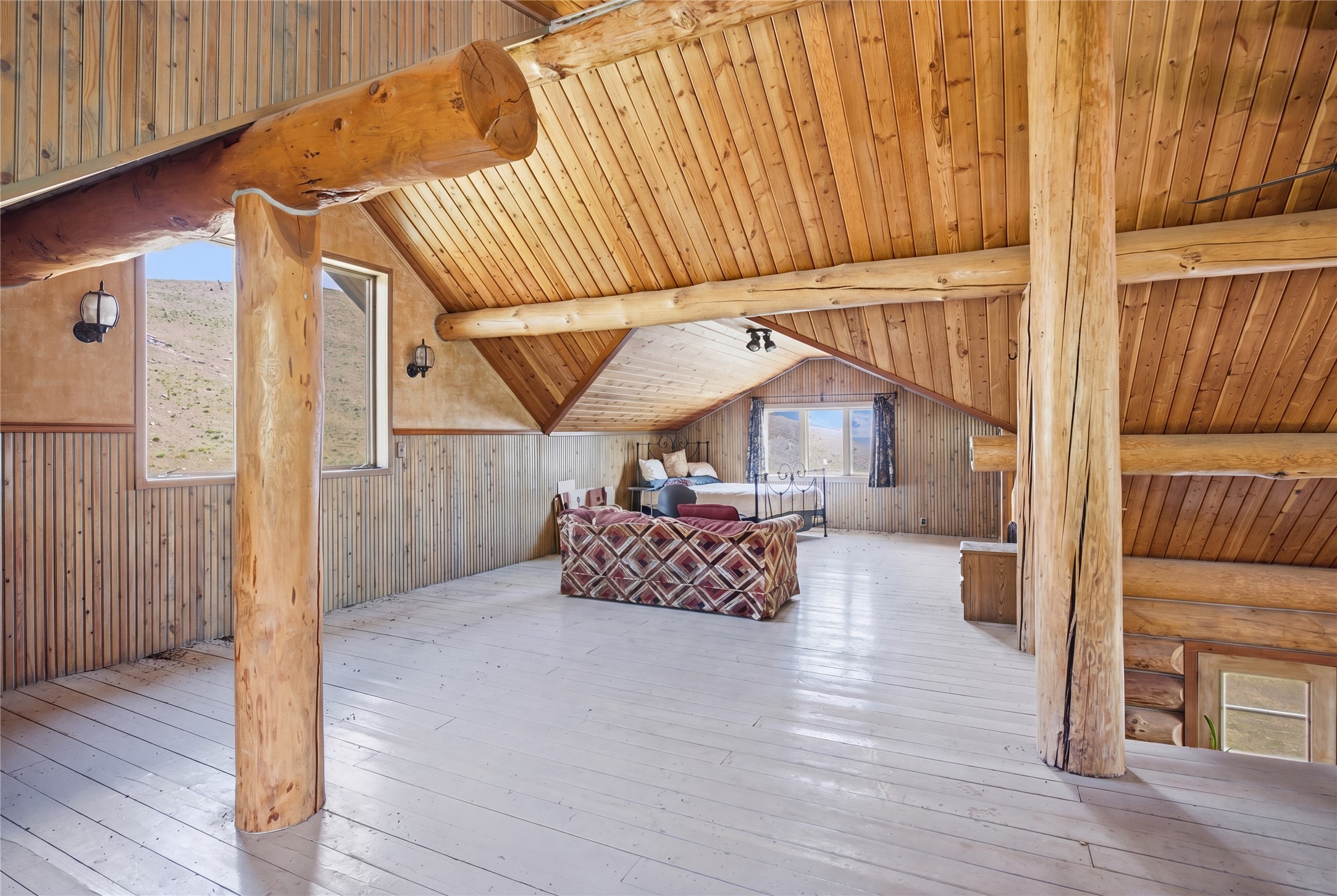 54 W Magpie Creek Road