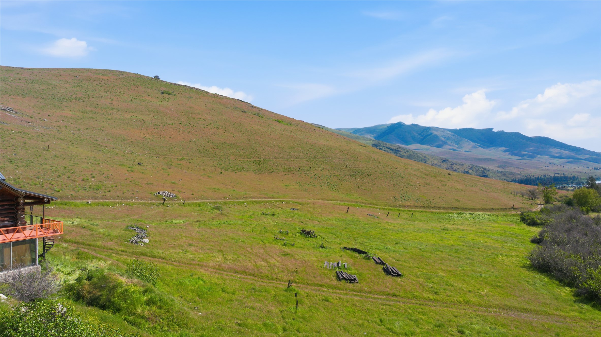 54 W Magpie Creek Road