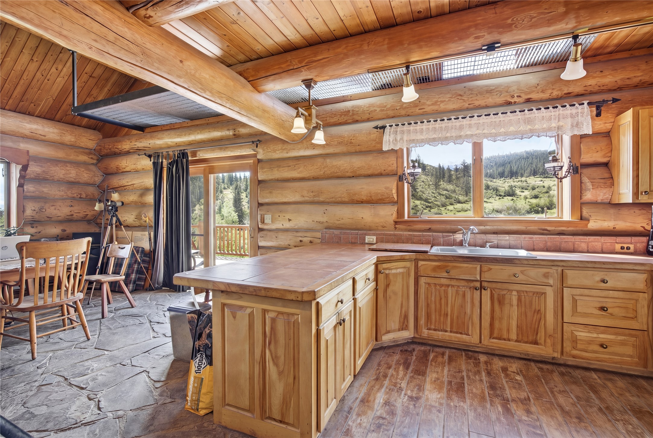 54 W Magpie Creek Road