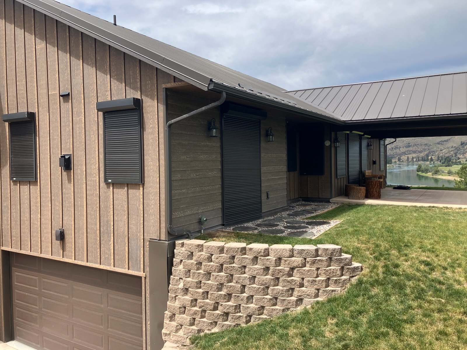 9701 Highway 200