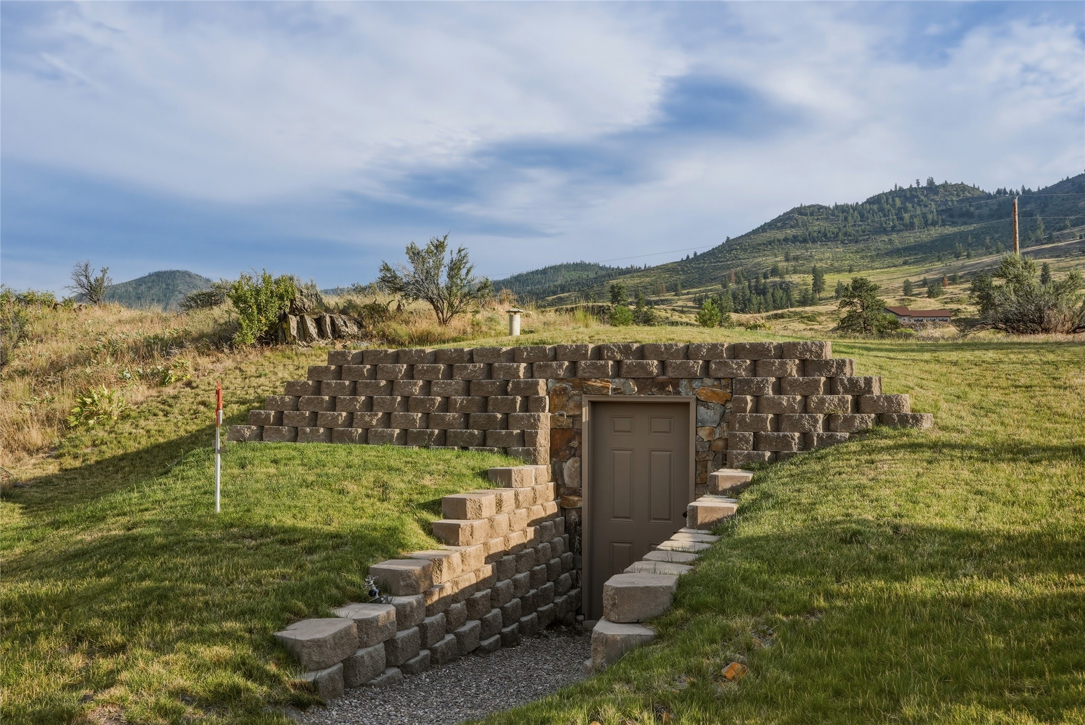 9701 Highway 200