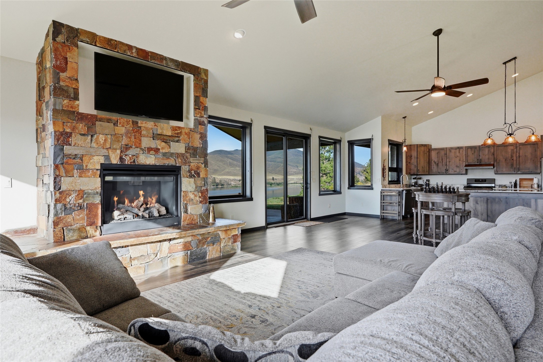 9701 Highway 200