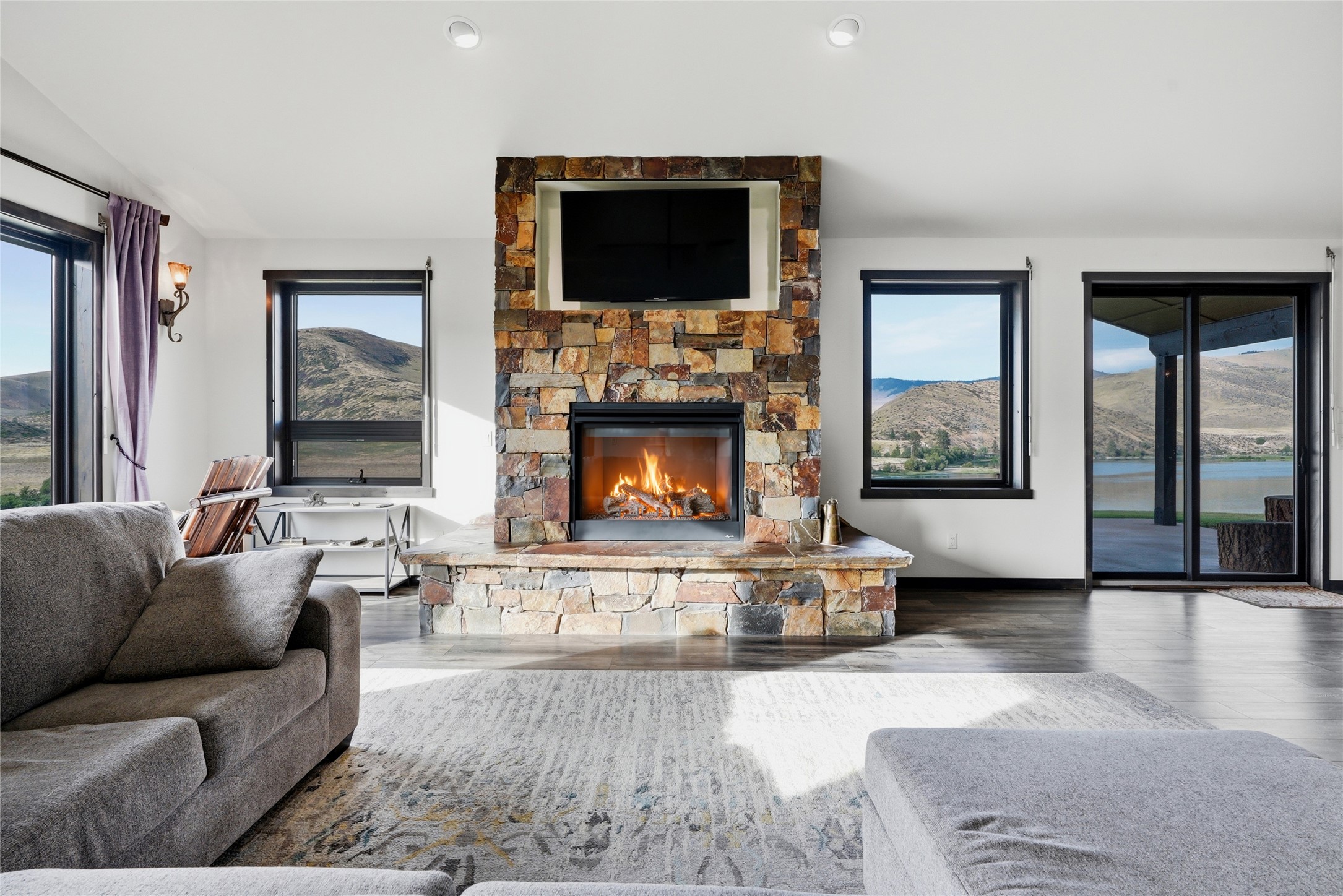 9701 Highway 200