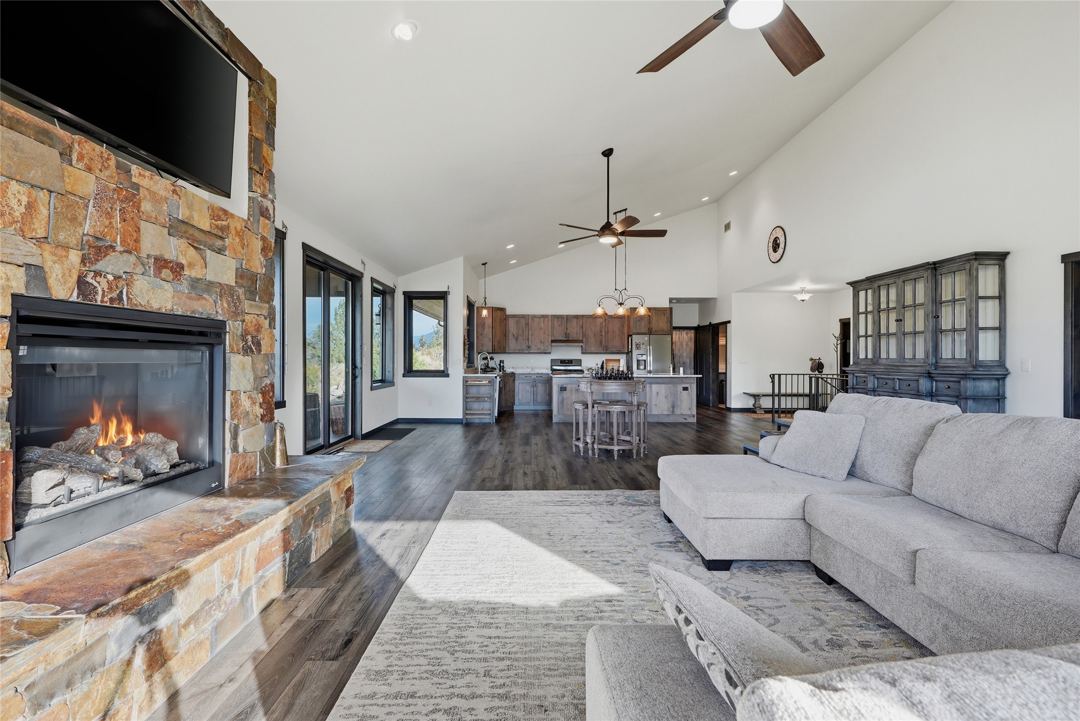 9701 Highway 200