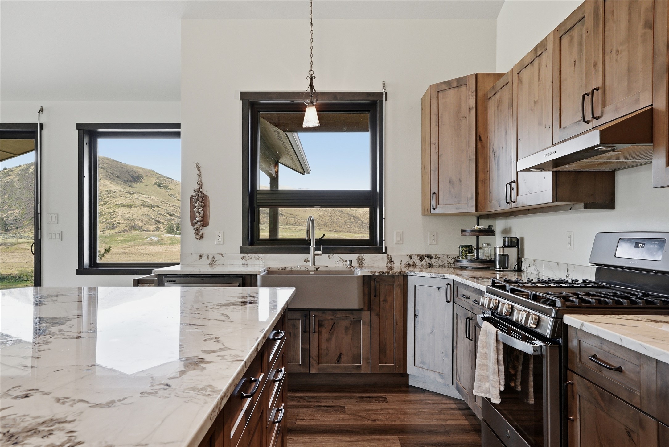 9701 Highway 200