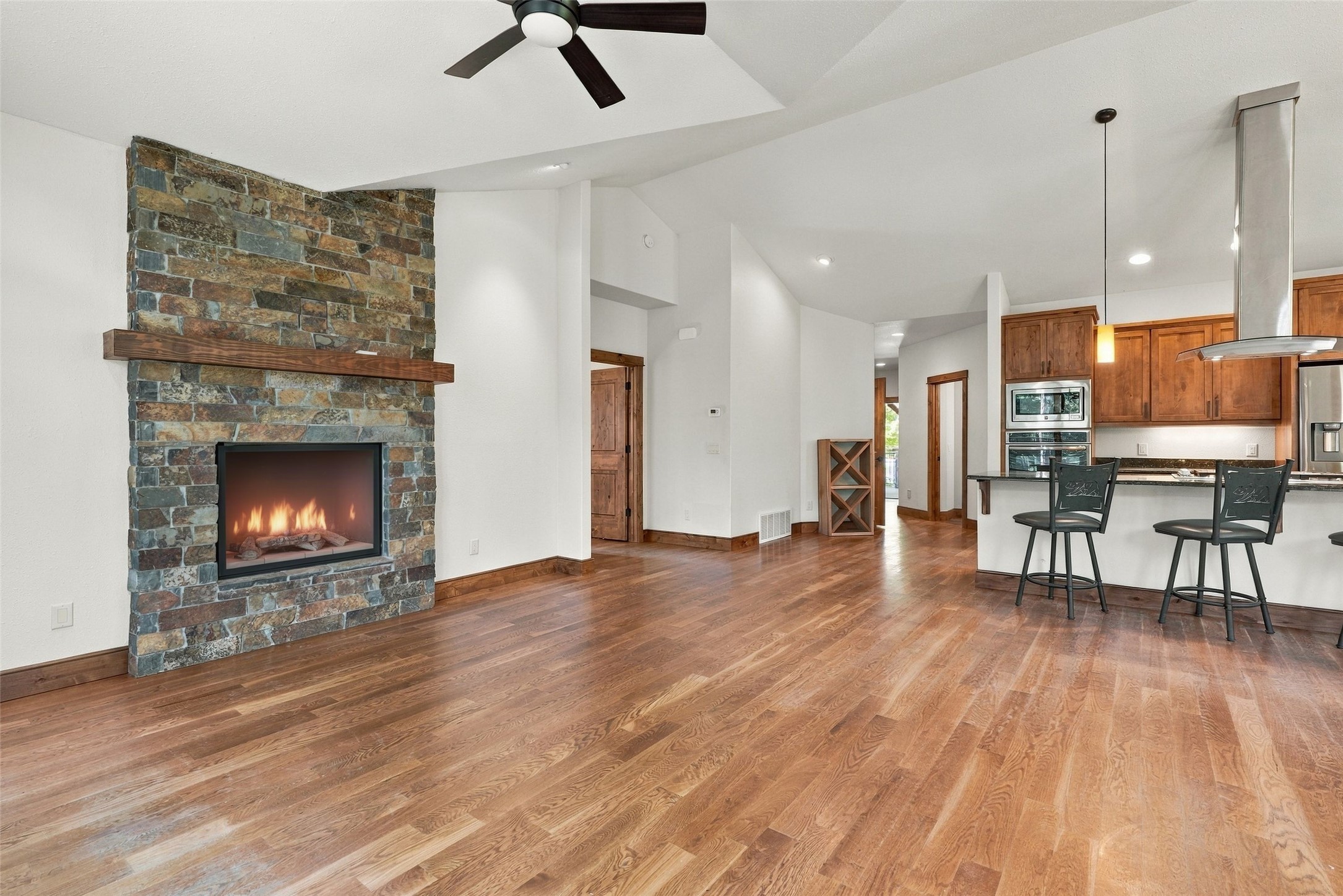 733 Clearwater Drive