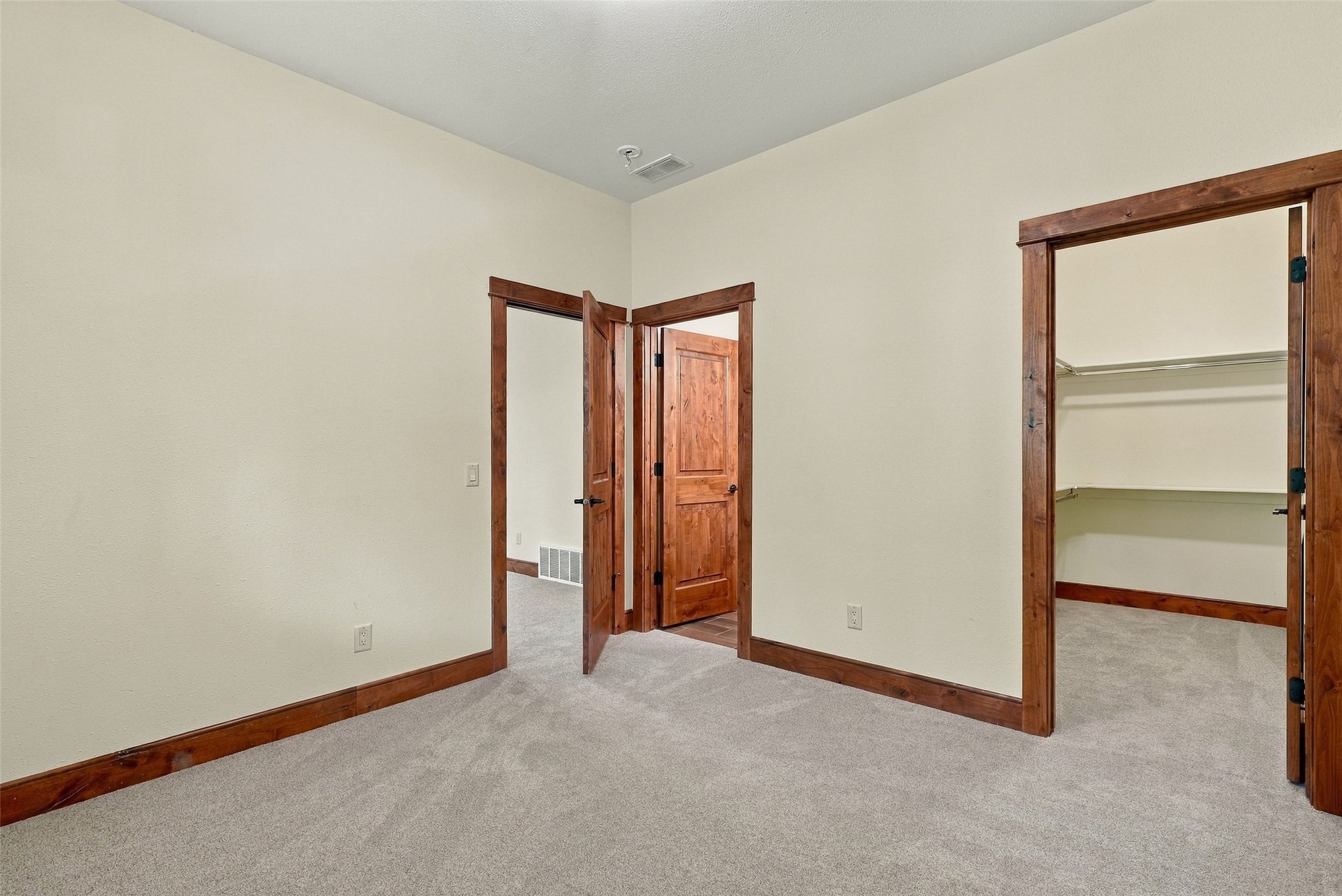 733 Clearwater Drive
